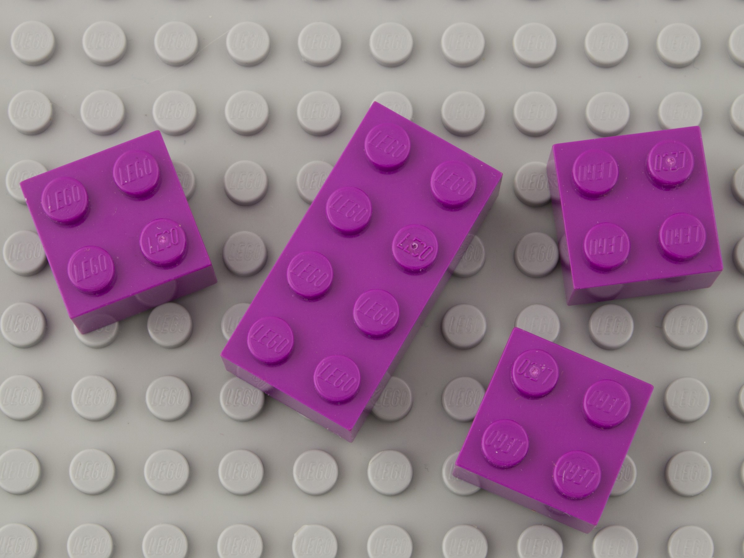Standard Plate Bricks  ~ Lego  ~ NEW 8 2x4  Light Purple Medium Lavender 