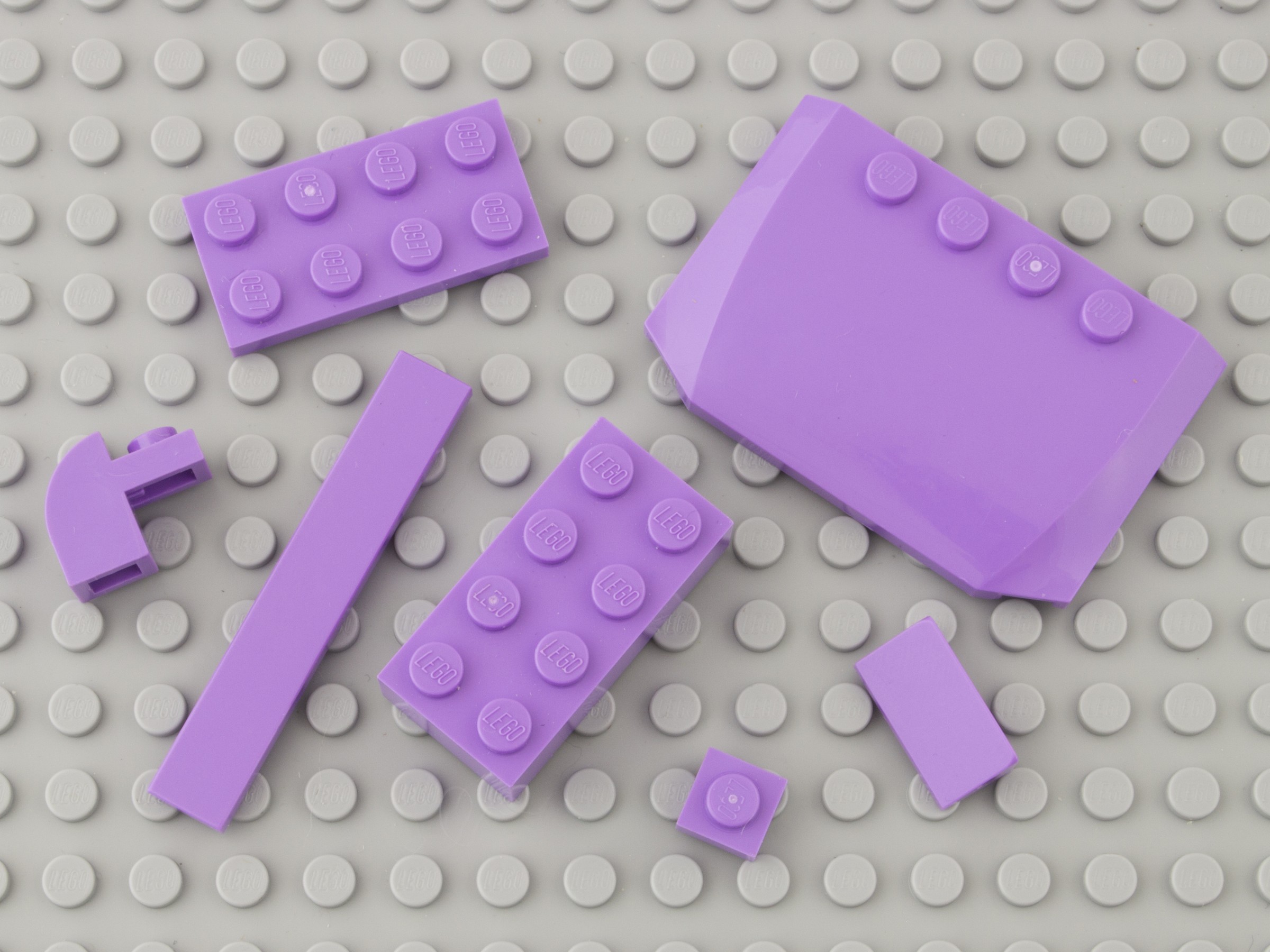 dunkel lila für Minifigur 970c00pb0922 Neu medium lavender Lego Beine lavendel 