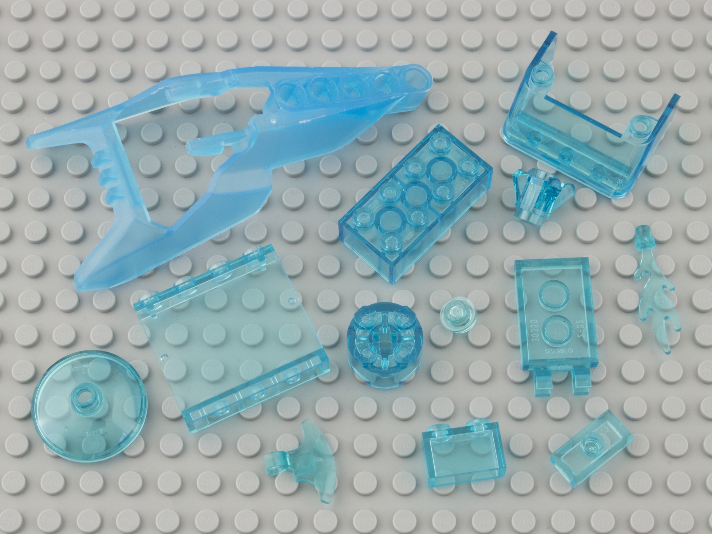lego transparent light blue
