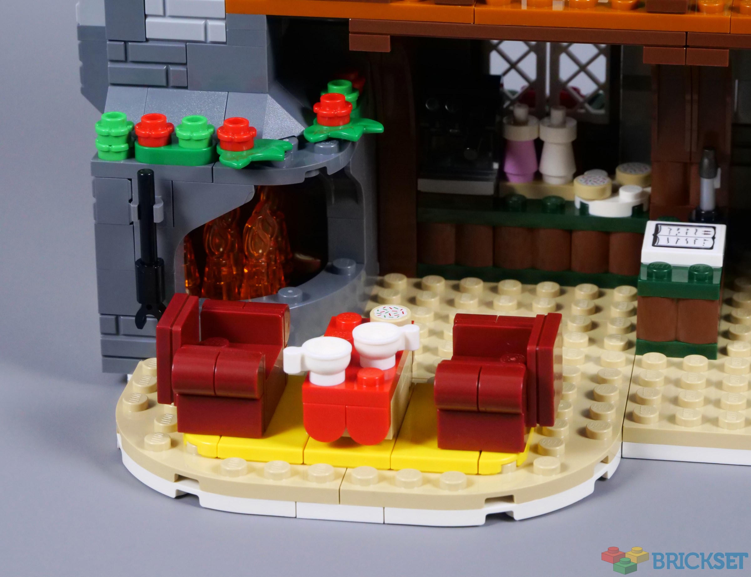 Review: #10325 Alpine Lodge (Winter Village) - BRICK ARCHITECT