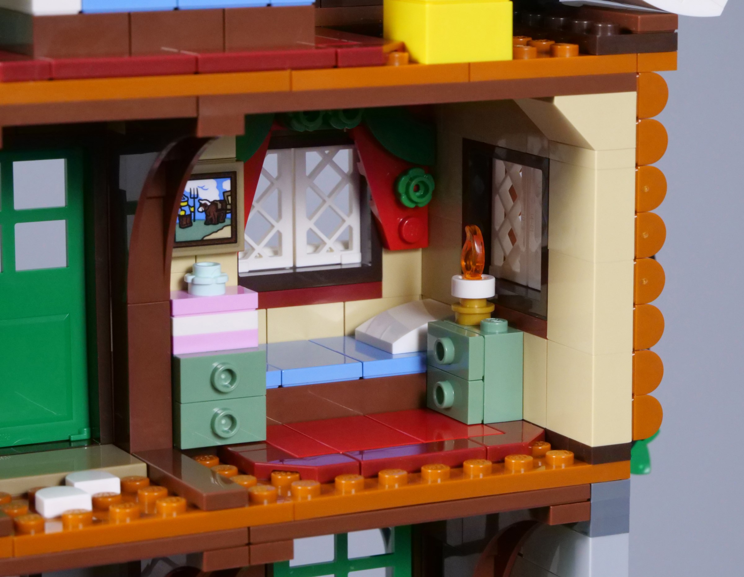 Review: #10325 Alpine Lodge (Winter Village) - BRICK ARCHITECT