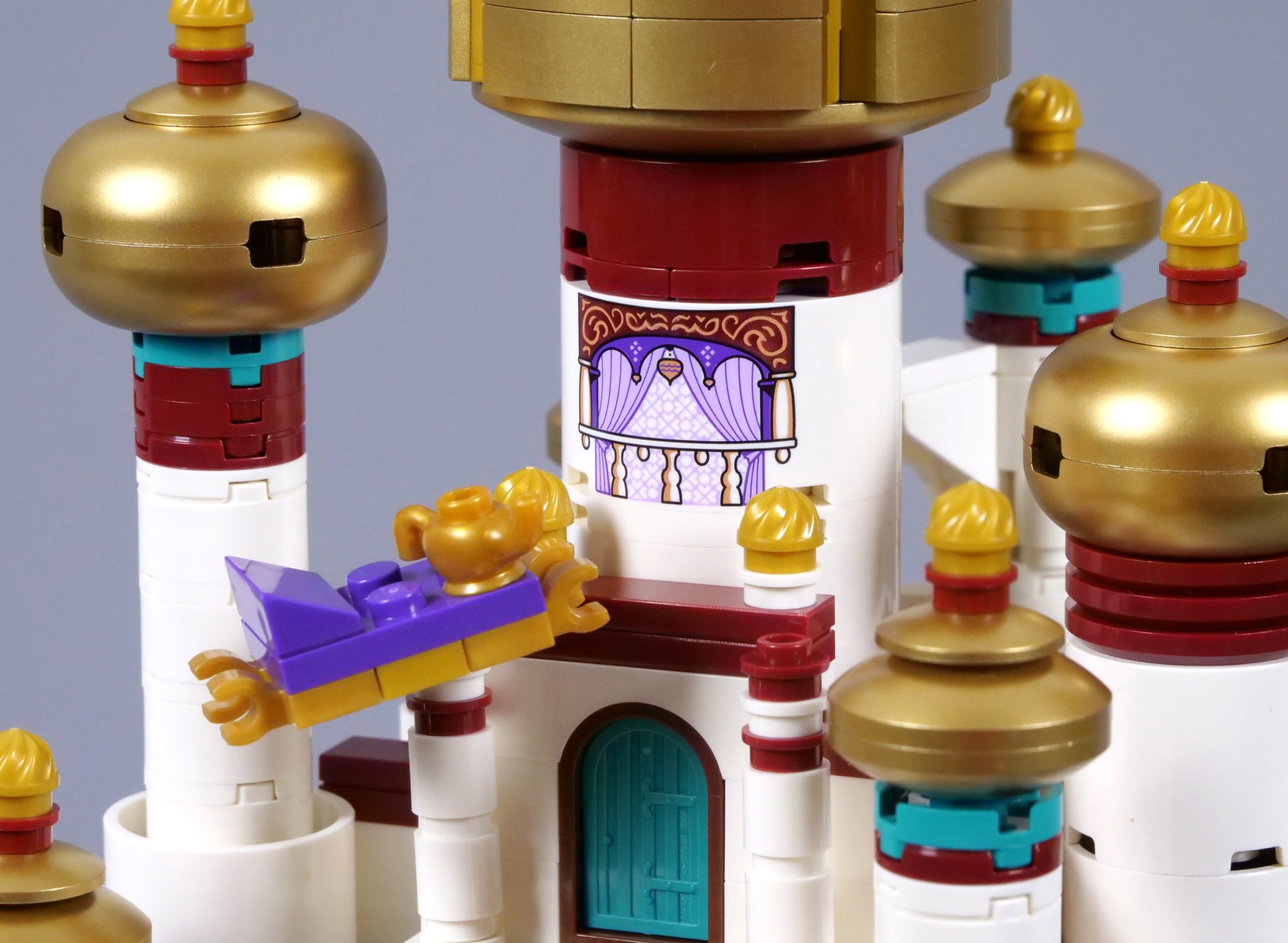 Review LEGO Disney 40613 Mini Palace of Agrabah - HelloBricks