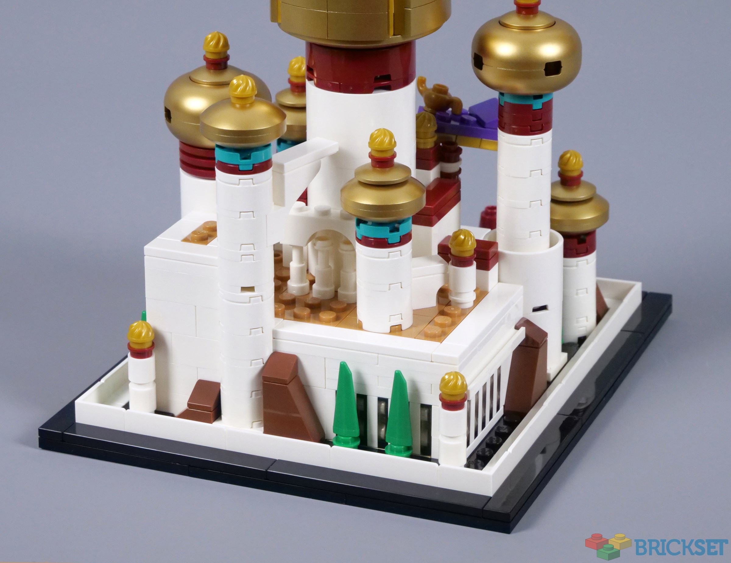 Review LEGO Disney 40613 Mini Palace of Agrabah - HelloBricks