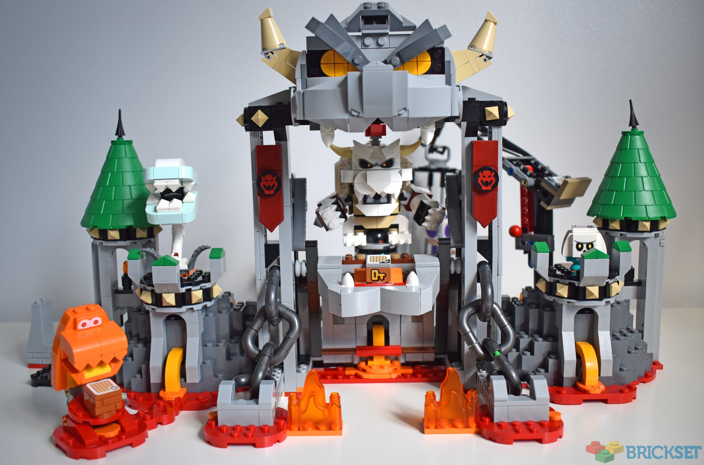 LEGO 71423 Dry Bowser Castle Battle review | Brickset