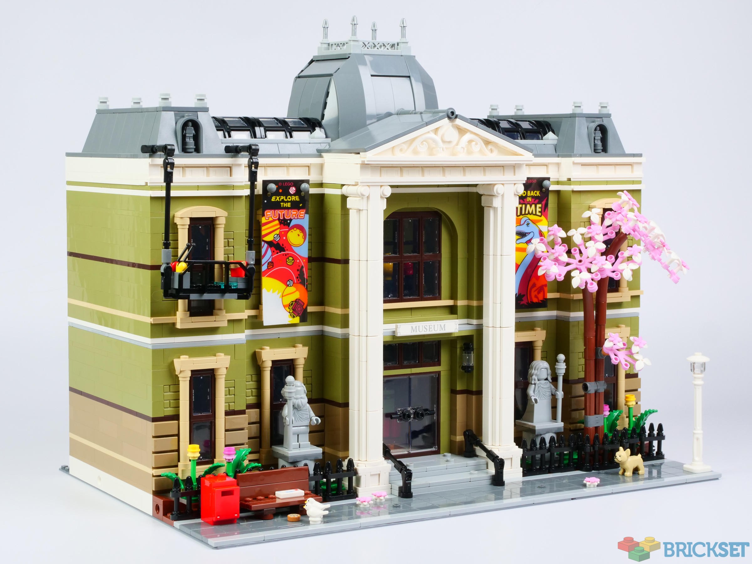 Natural History Museum 10326, LEGO® Icons