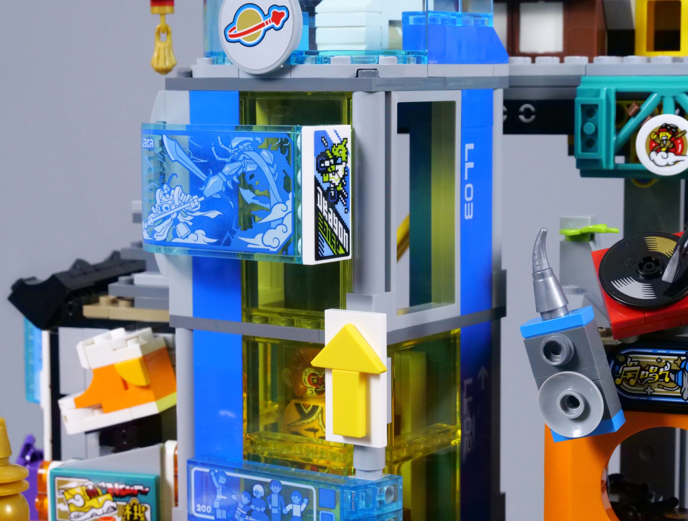 LEGO 80054 Megapolis City review | Brickset