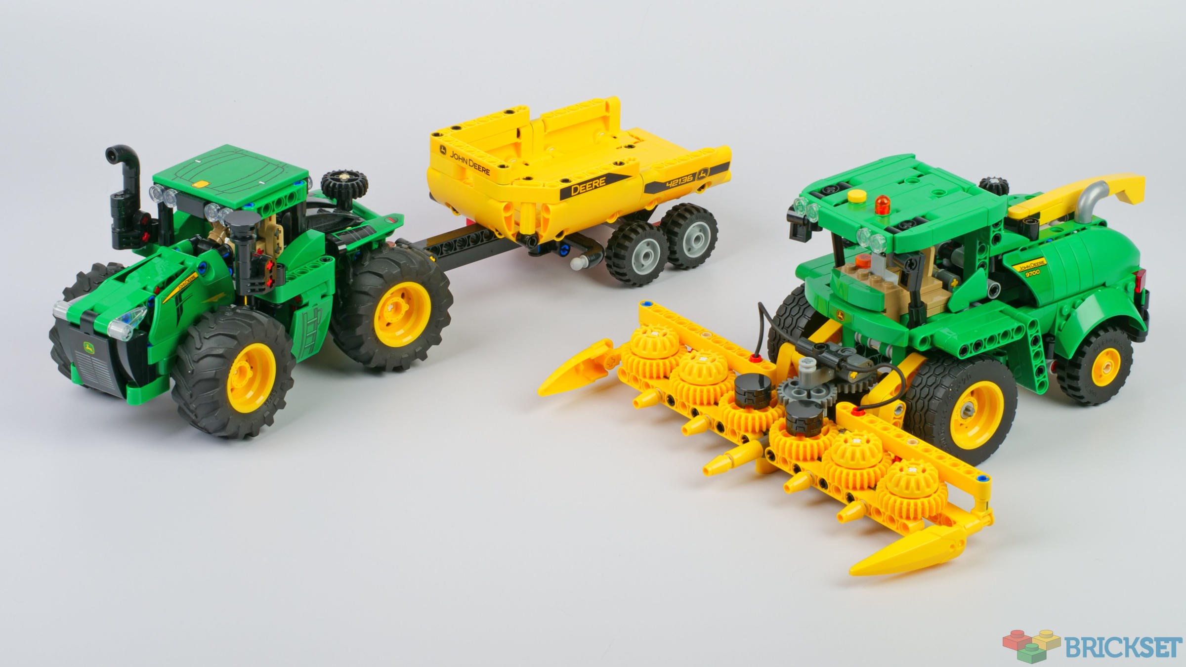 LEGO 42168 John Deere 9700 Forage Harvester review | Brickset