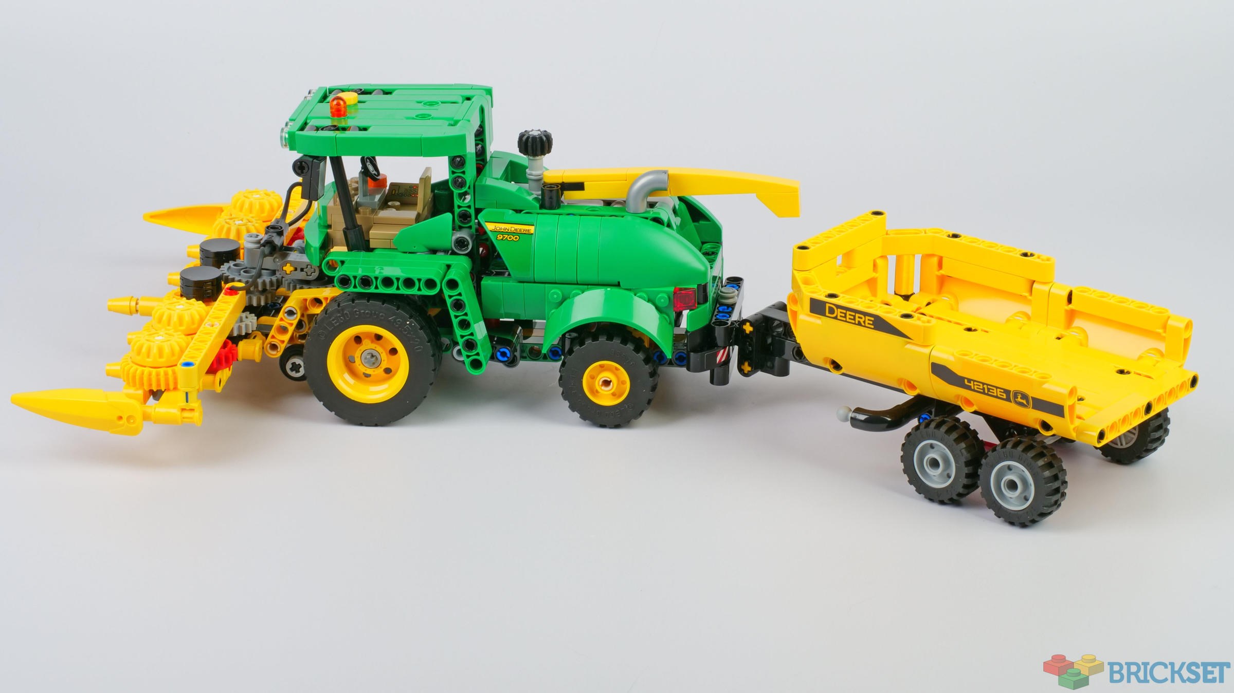 LEGO 42168 John Deere 9700 Forage Harvester review | Brickset