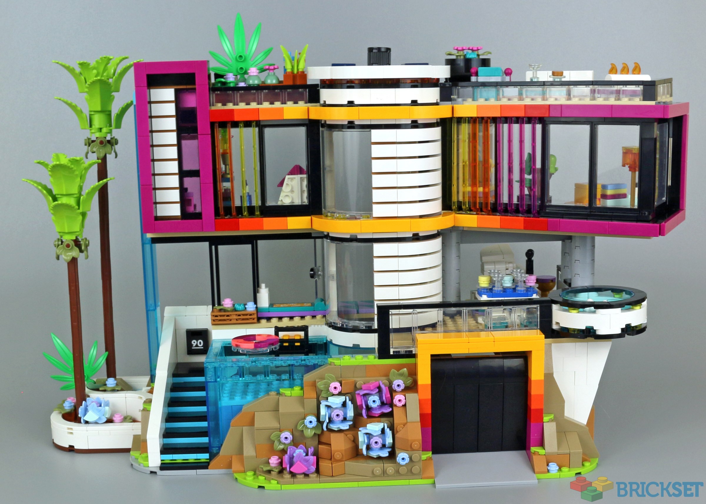 LEGO 42639 Andrea's Modern Mansion review | Brickset