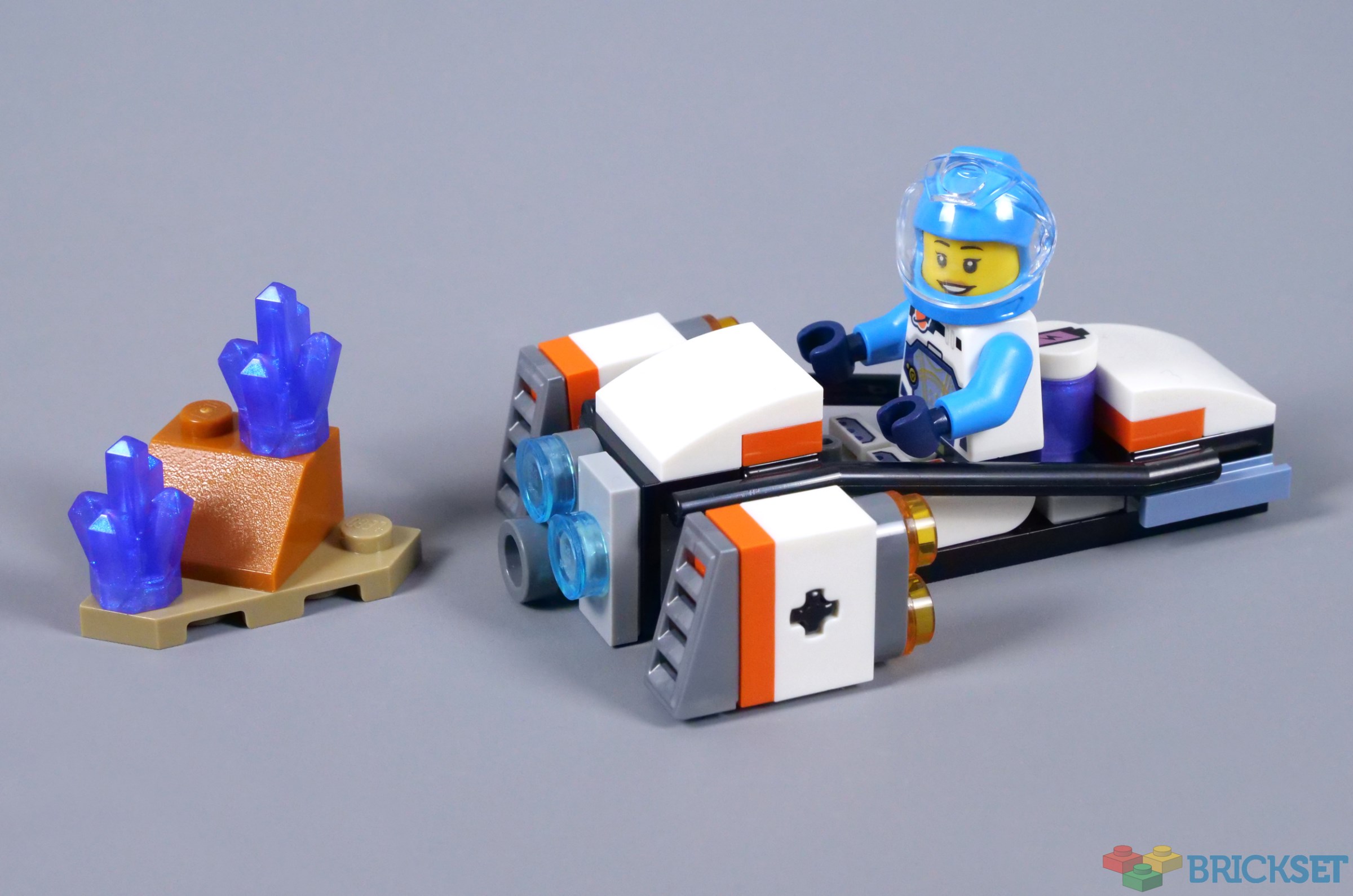 LEGO 71046 Collectible Space Minifigures: first image - BrickTastic