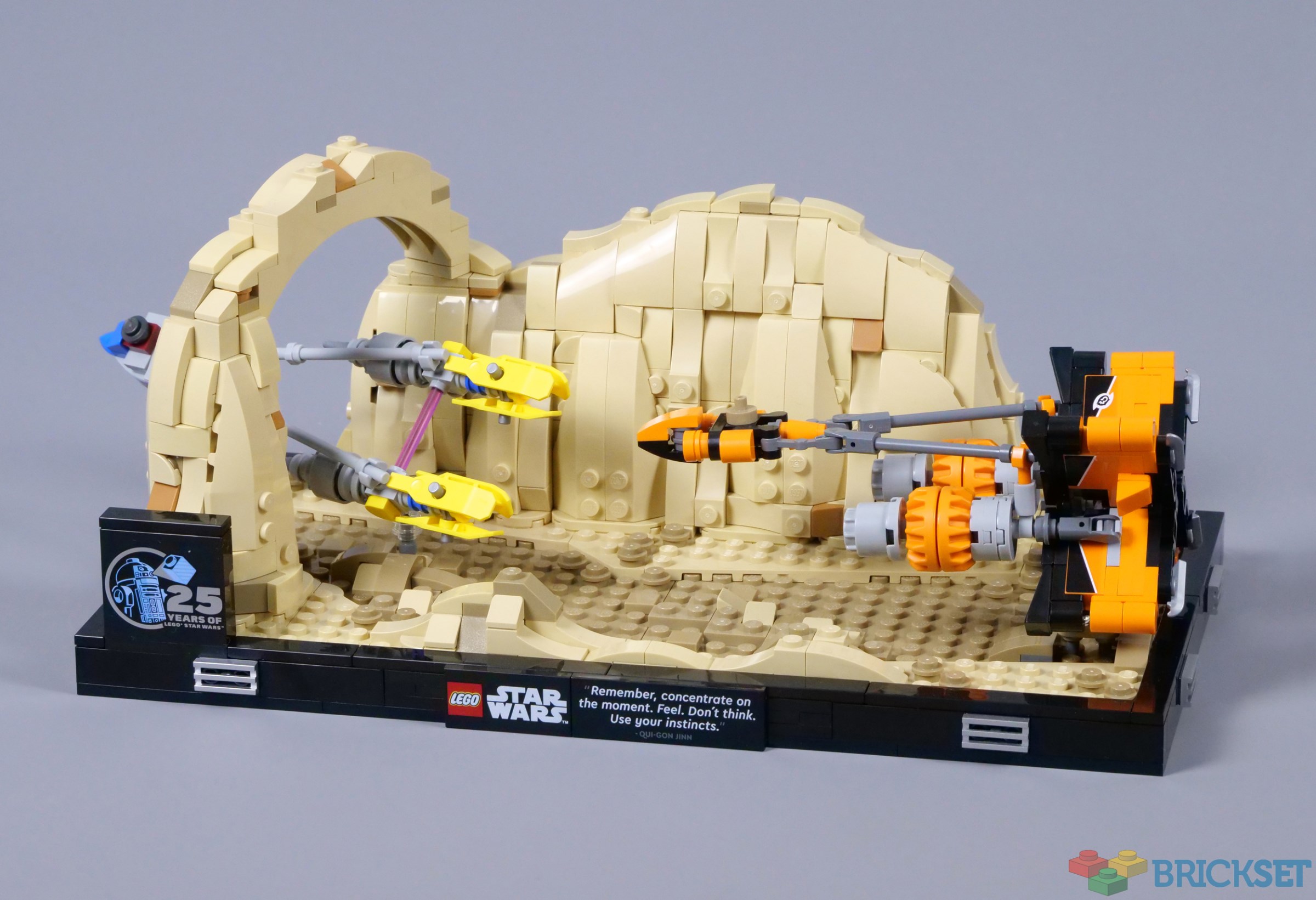 LEGO 75380 Mos Espa Podrace Diorama review | Brickset