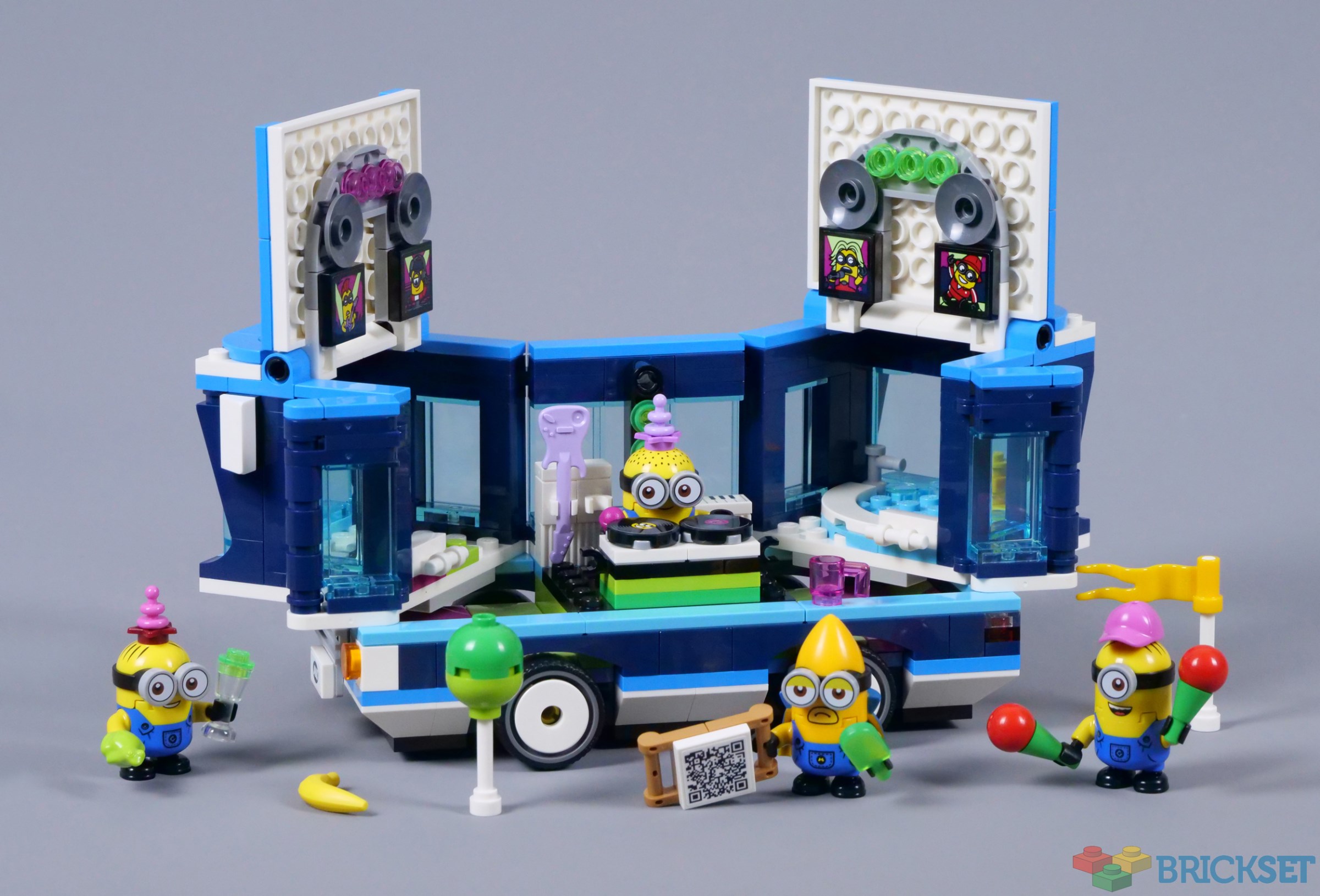 LEGO 75581 Minions' Music Party Bus review | Brickset