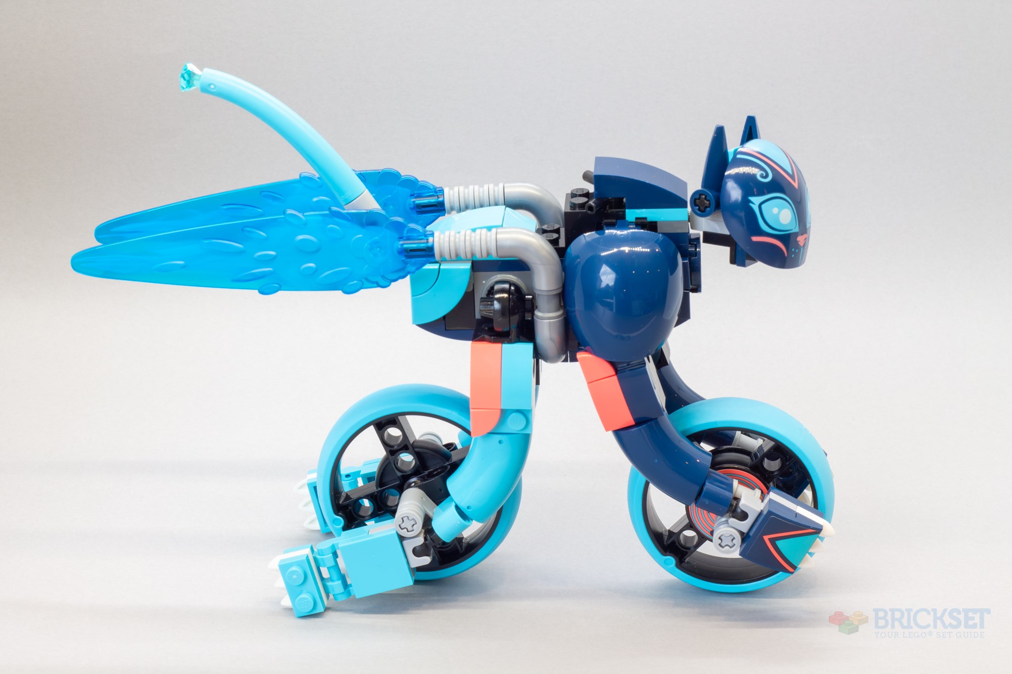 LEGO Dreamzzz 71479 Zoey's Cat Motorcycle review | Brickset