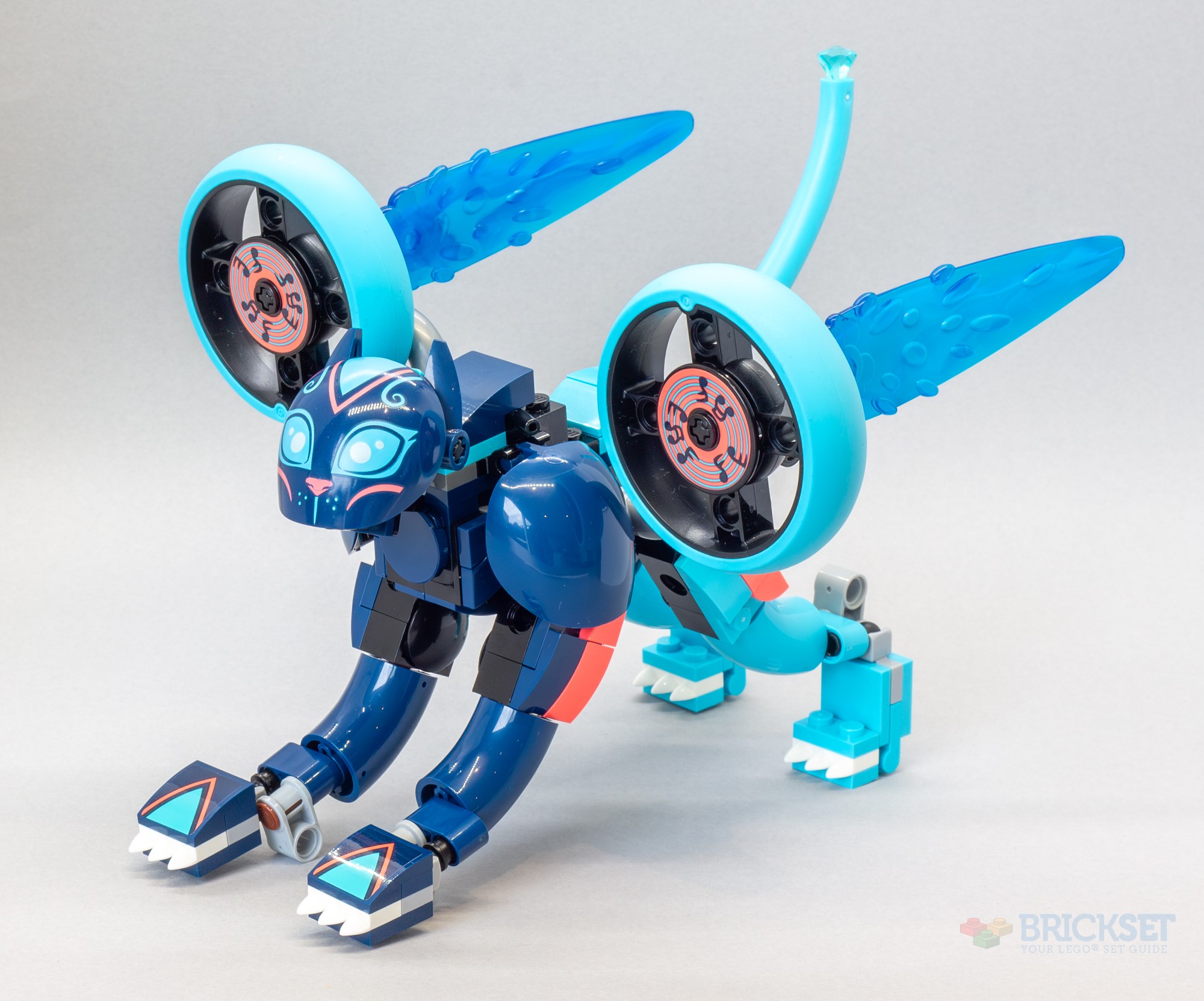 LEGO Dreamzzz 71479 Zoey's Cat Motorcycle review | Brickset