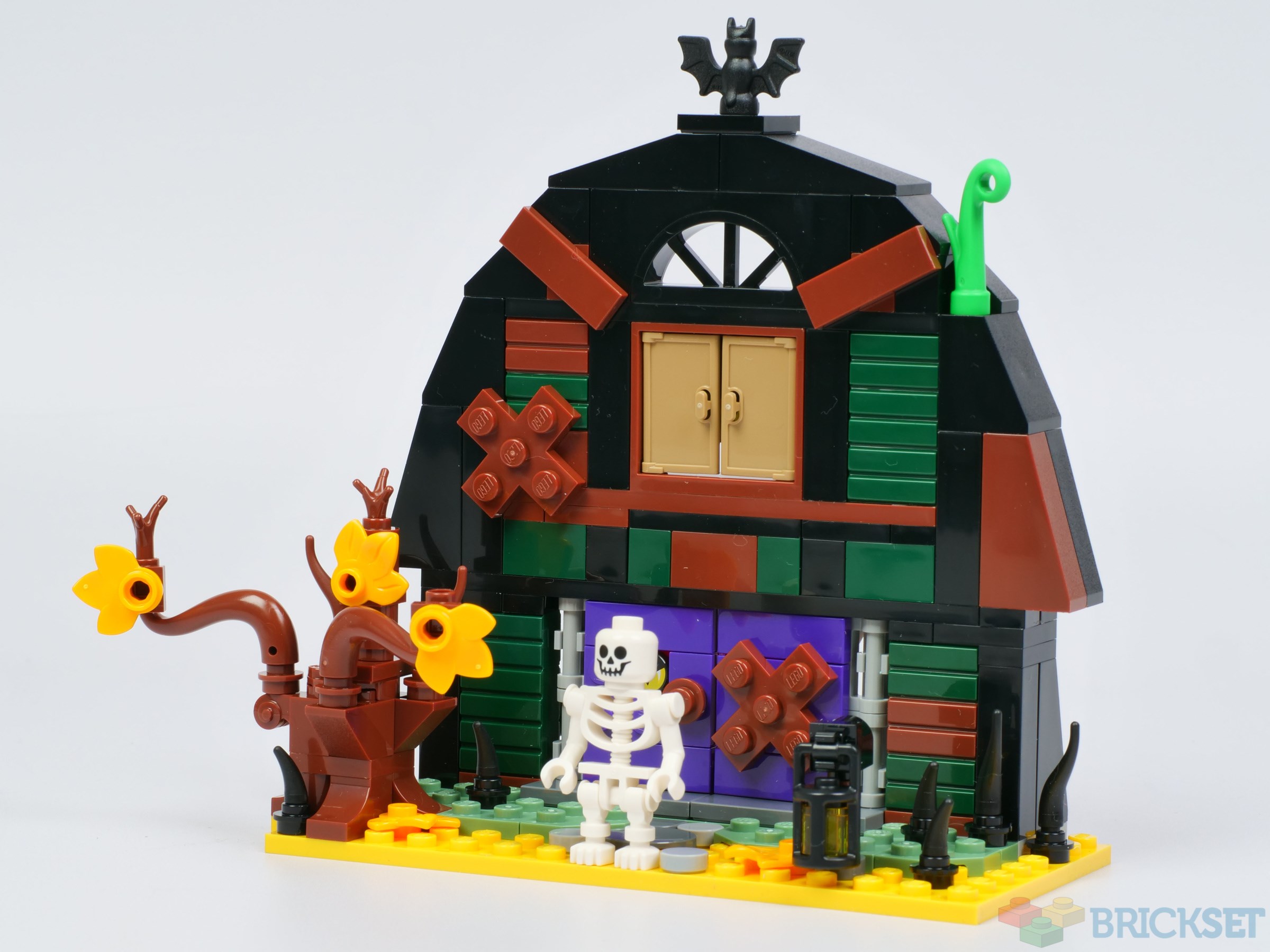 Lego barn sale