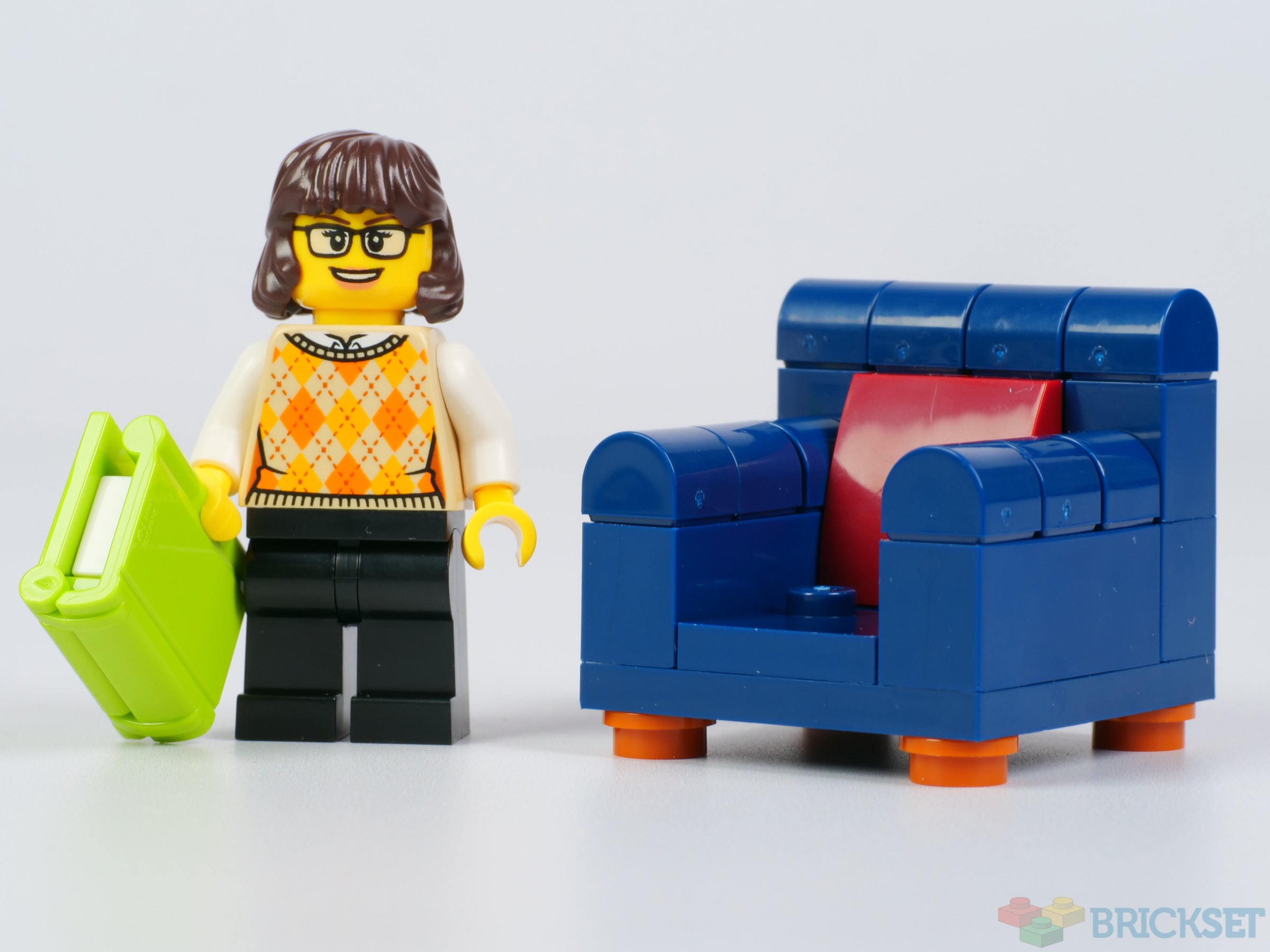 LEGO Ideas 40698 Books Are My Passion review | Brickset