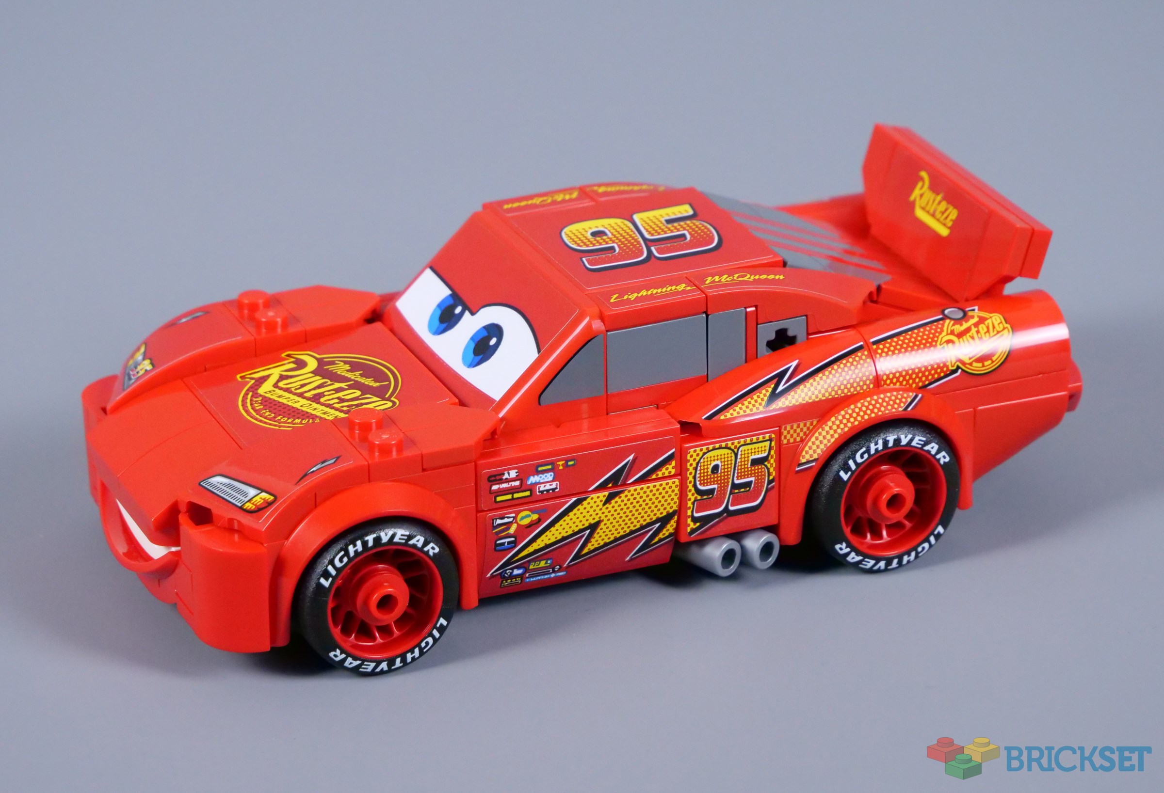 LEGO Speed Champions 77255 Lightning McQueen review | Brickset