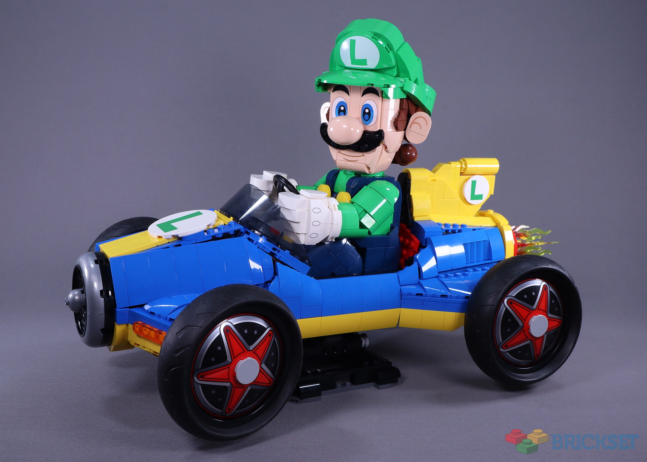 LEGO Super Mario 72050 Mario Kart - Luigi & Mach 8 review | Brickset