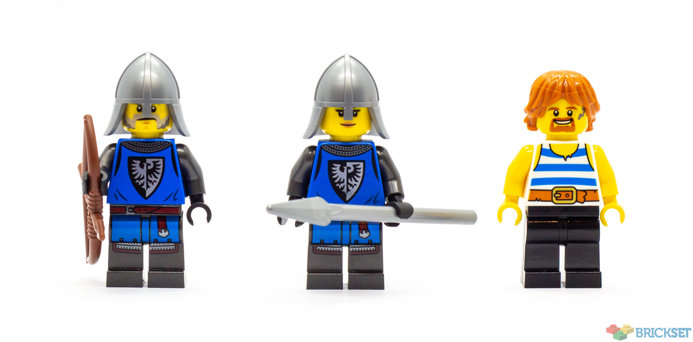 LEGO NEW CASTLE KINGDOMS HELMET DARK BLUE WITH SILVER FACE GUARD PIECE 