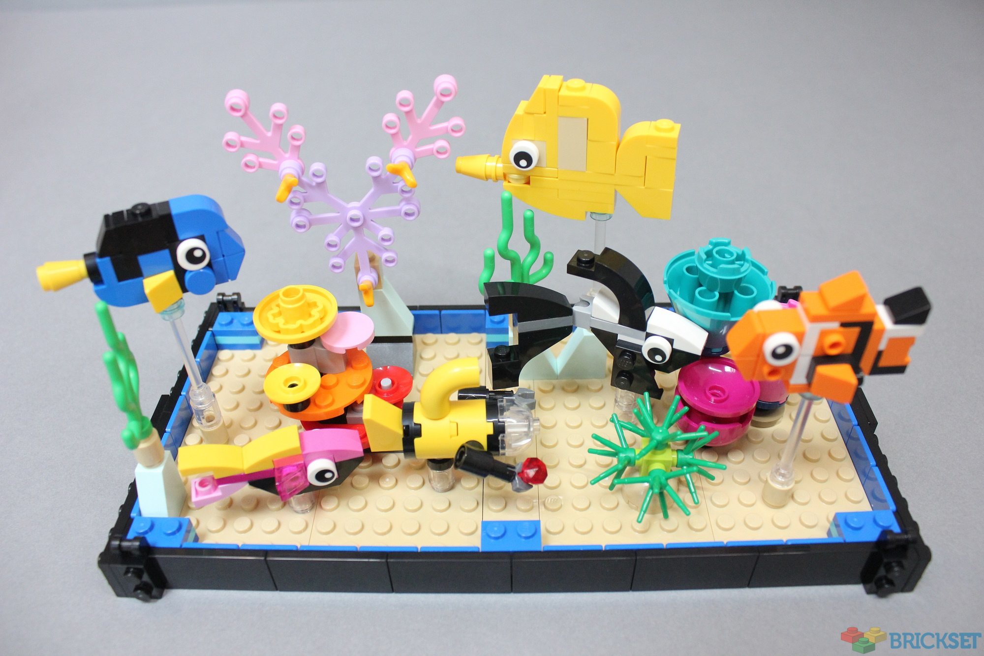 LEGO 31122 Creator 3-in-1 Fish Tank | Brickset