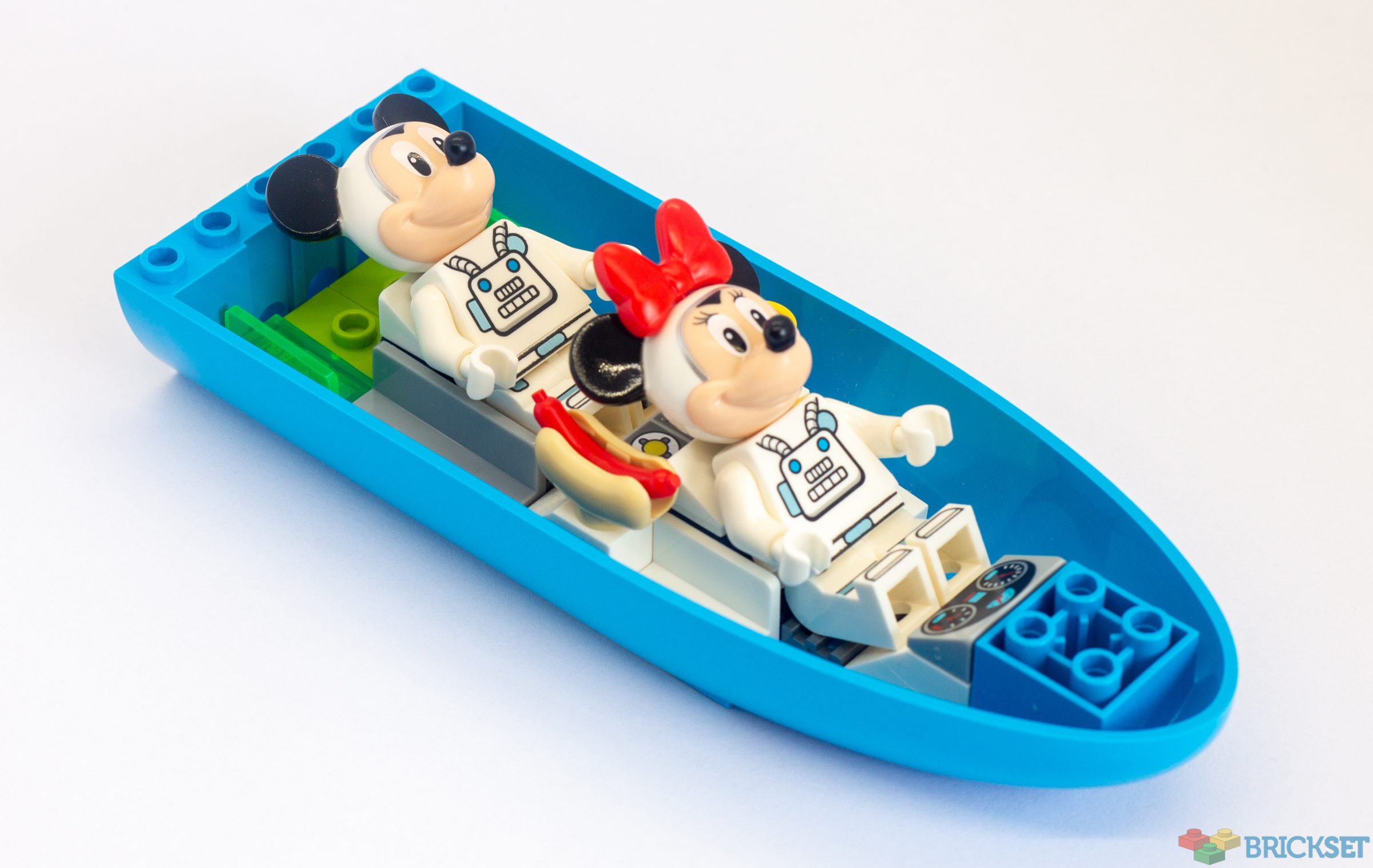 LEGO 10774 Mickey Mouse & Minnie Mouse's Space Rocket review