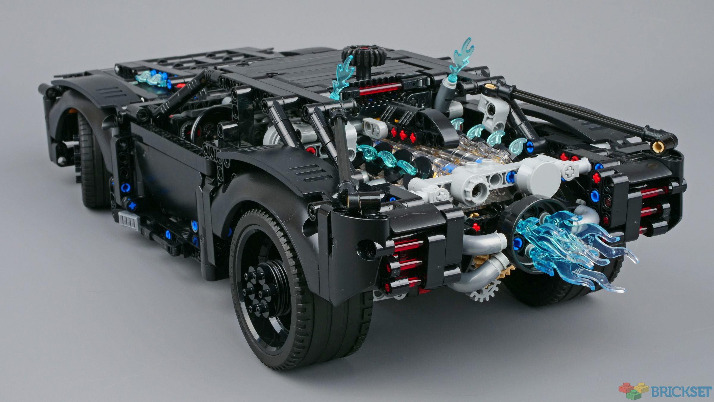 LEGO Technic DC - 42127 The Batman Batmobile - Budget Black Beauty Brings  Bat-itude [Review] - The Brothers Brick
