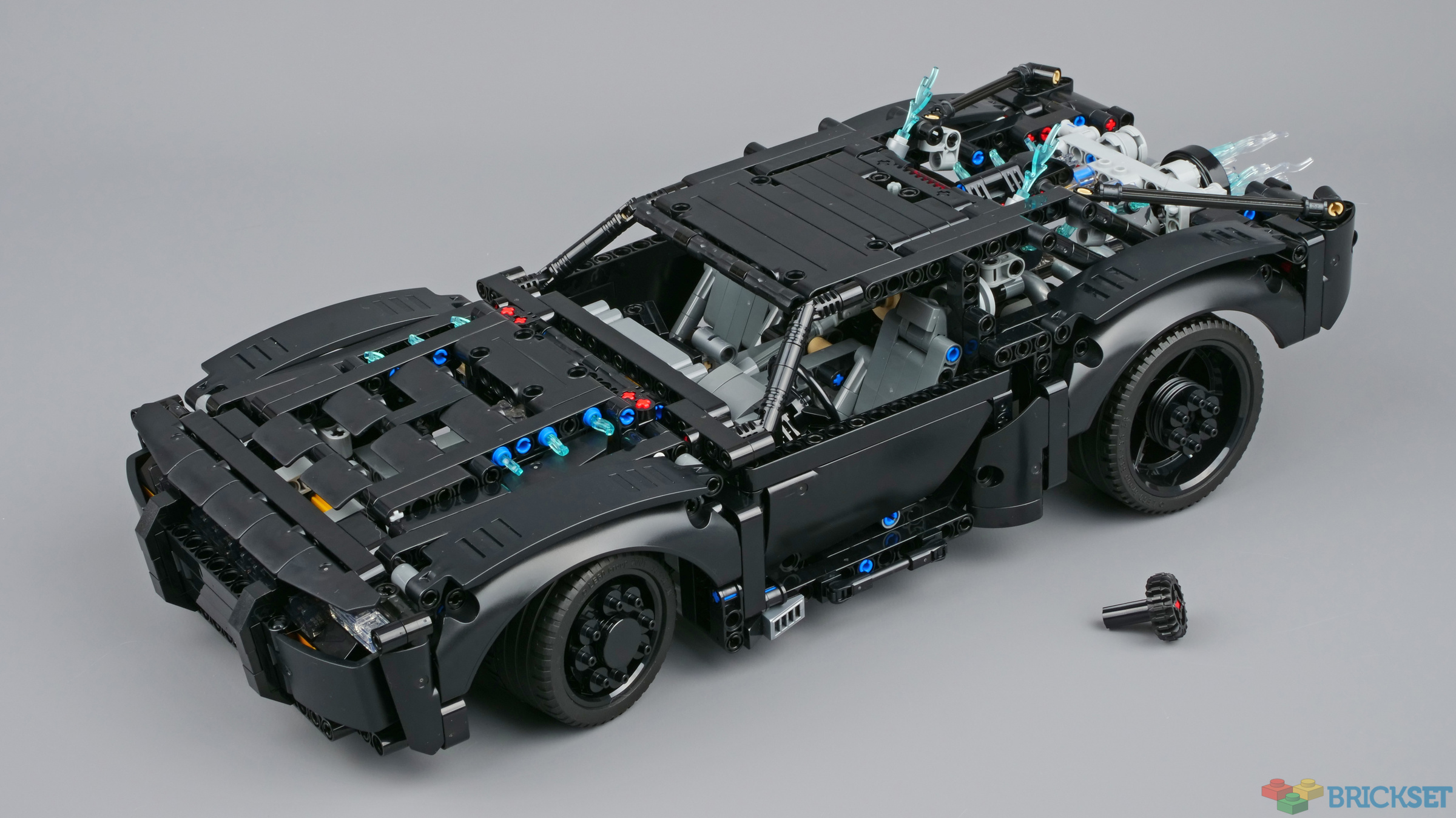 LEGO TECHNIC The Batman Batmobile Review