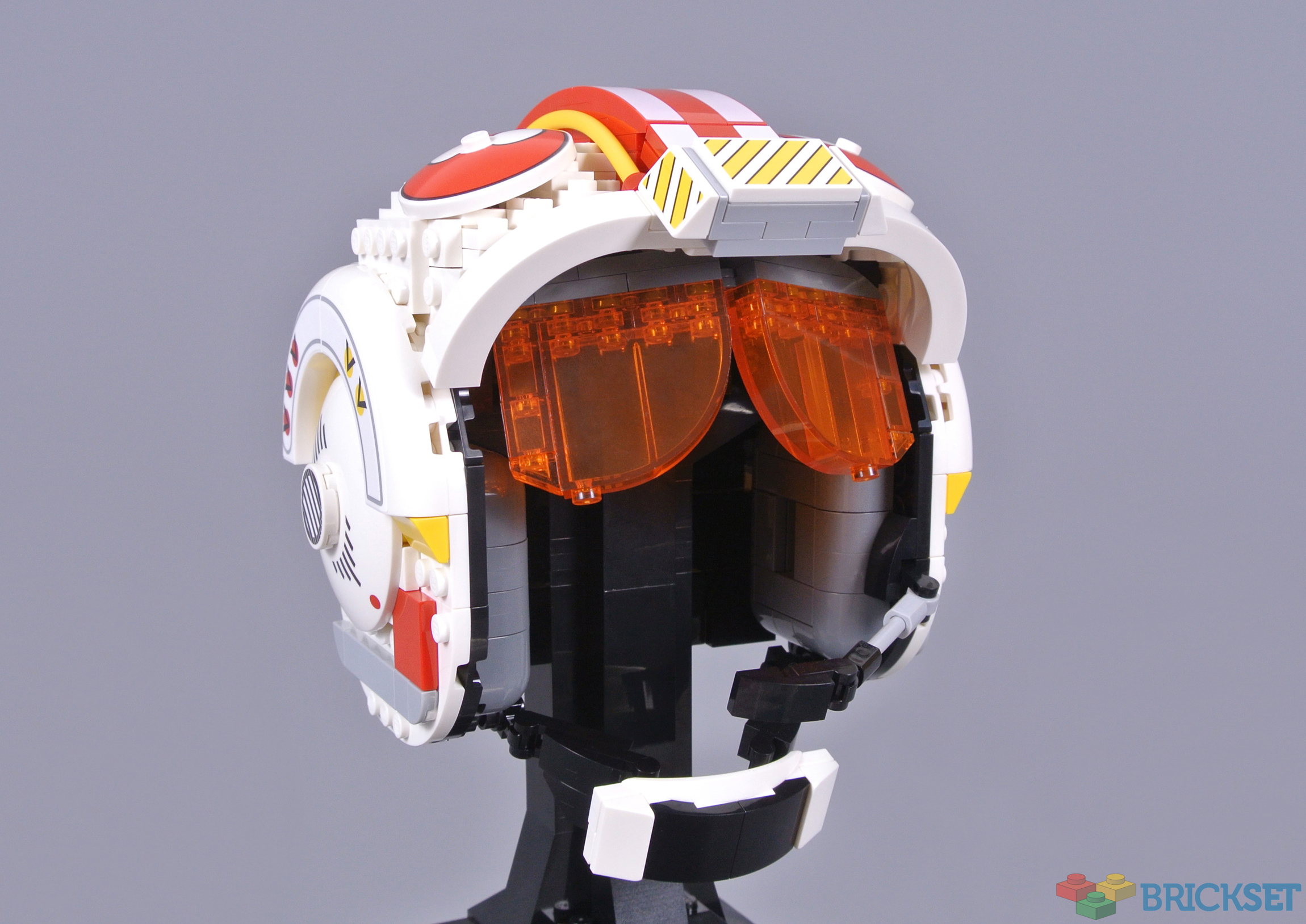 LEGO 75327 Luke Skywalker (Red Five) Helmet review