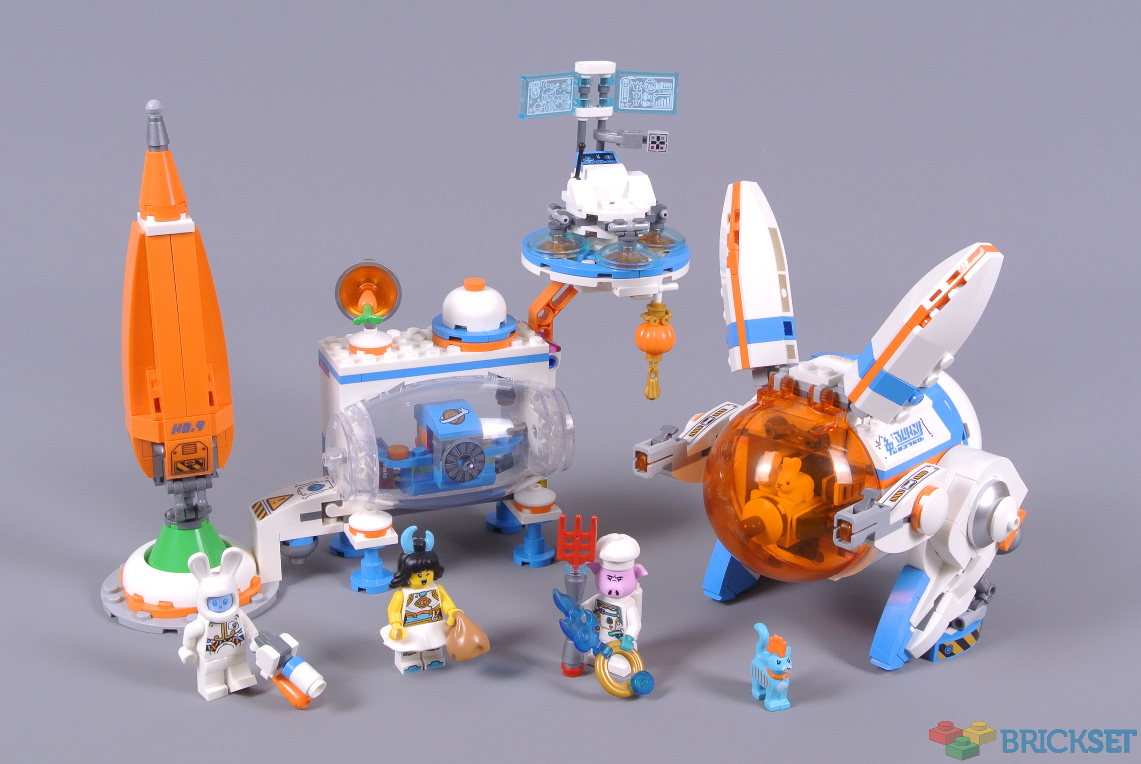 LEGO 80032 Chang'e Moon Cake Factory review | Brickset