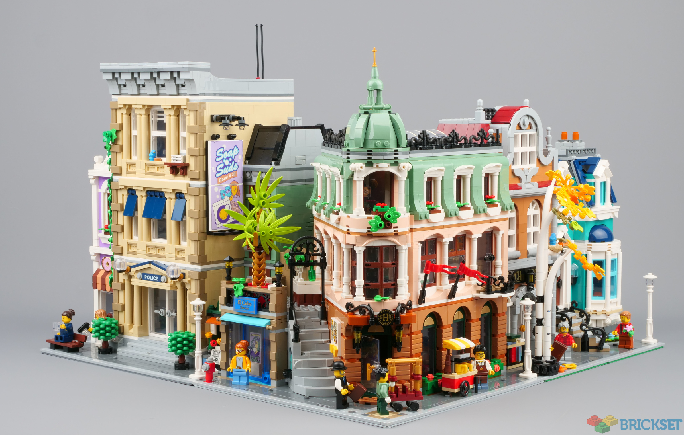 Konkurrencedygtige Modtager værst Adding the Boutique Hotel to your modular street | Brickset