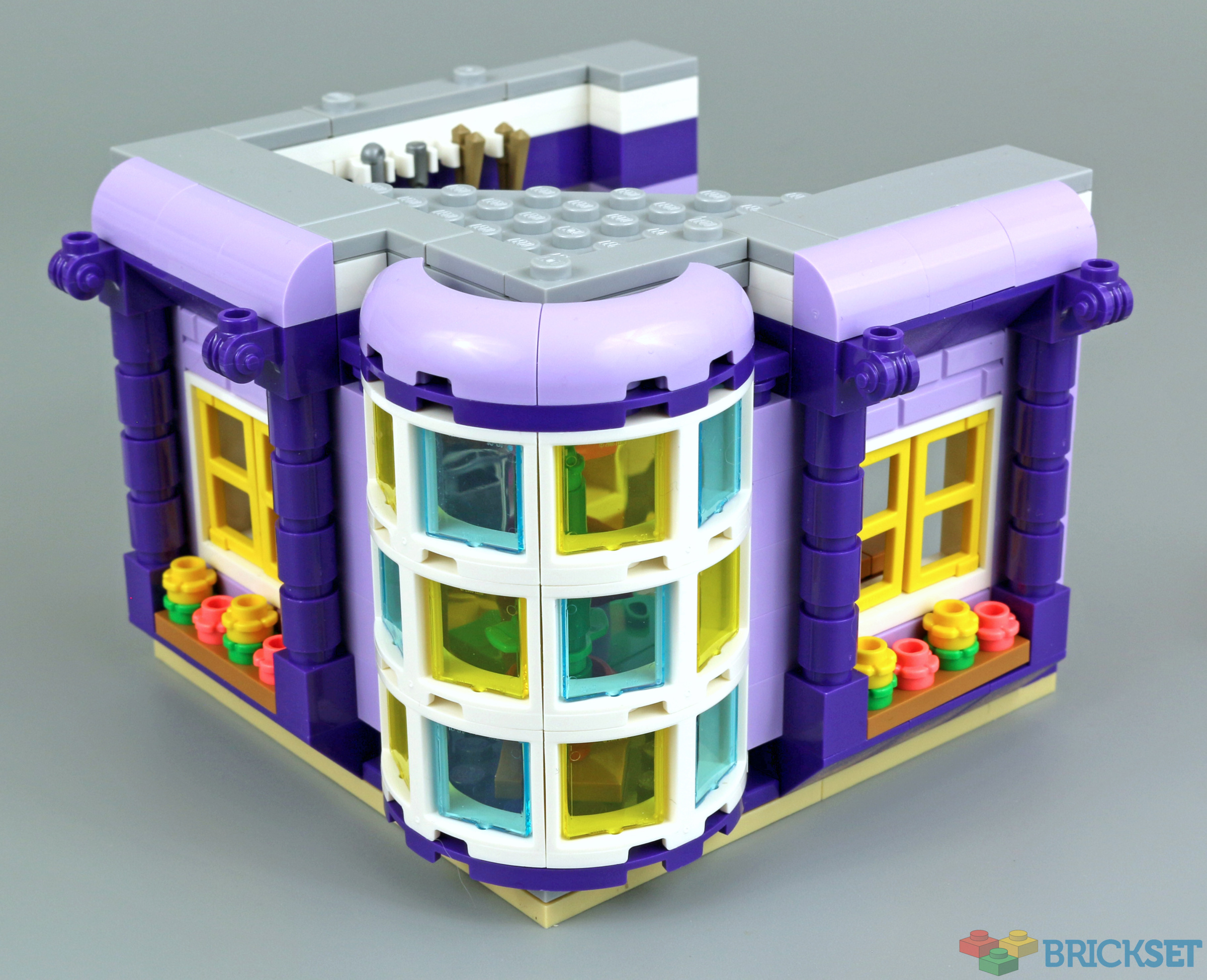 LEGO 41704 Main Street Building review | Brickset