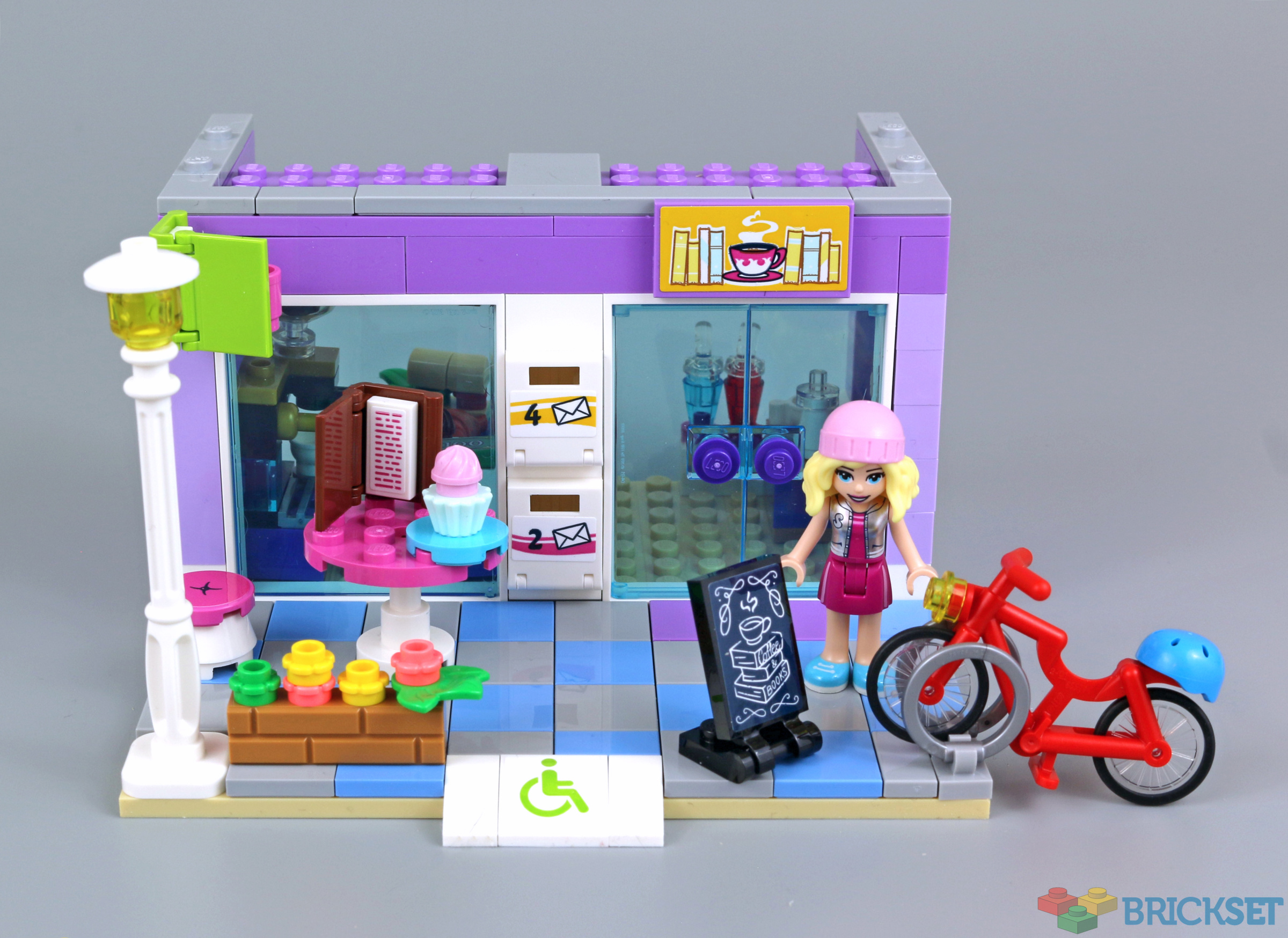 LEGO 41704 Main Street Building review | Brickset