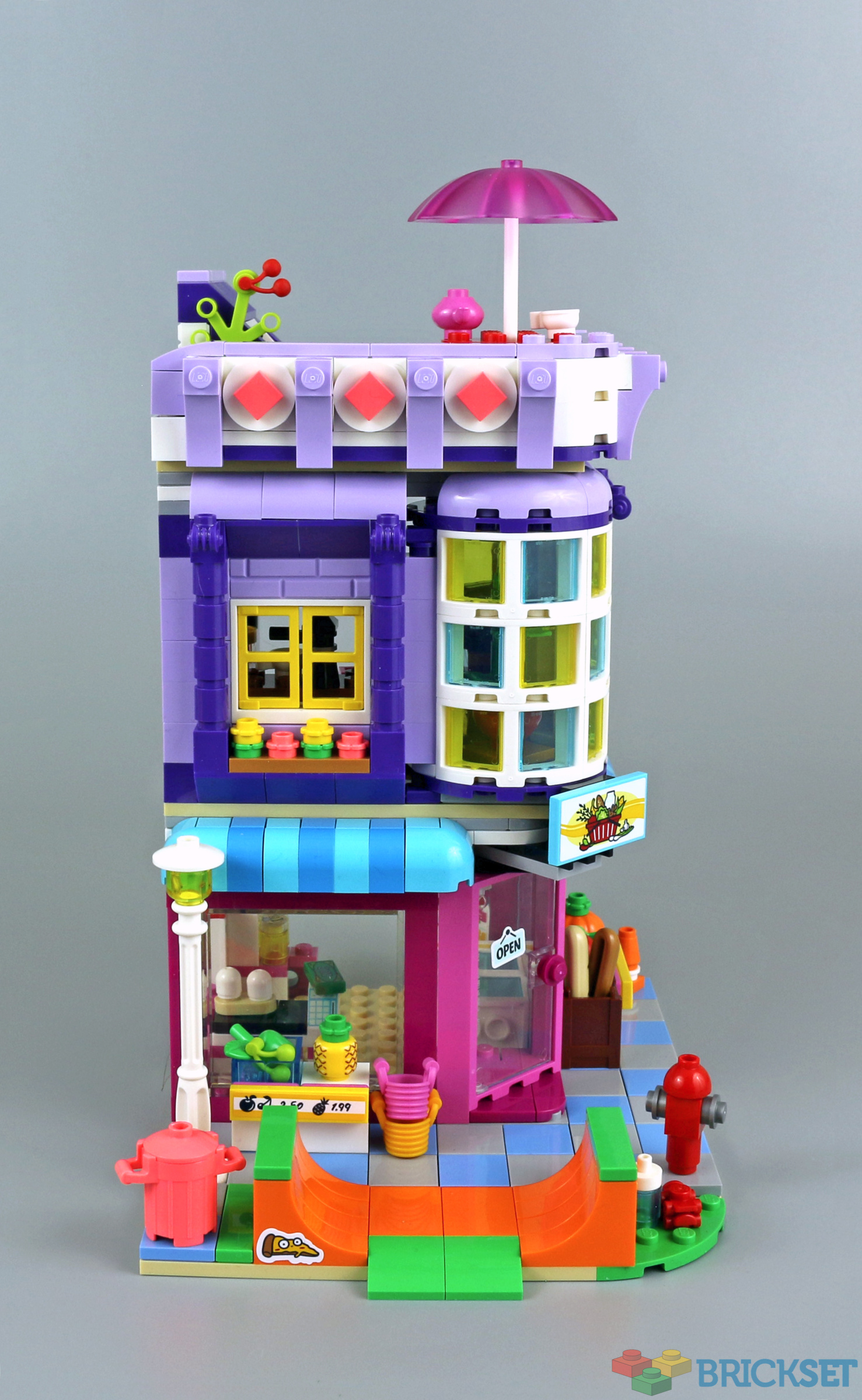 LEGO 41704 Main Street Building review | Brickset