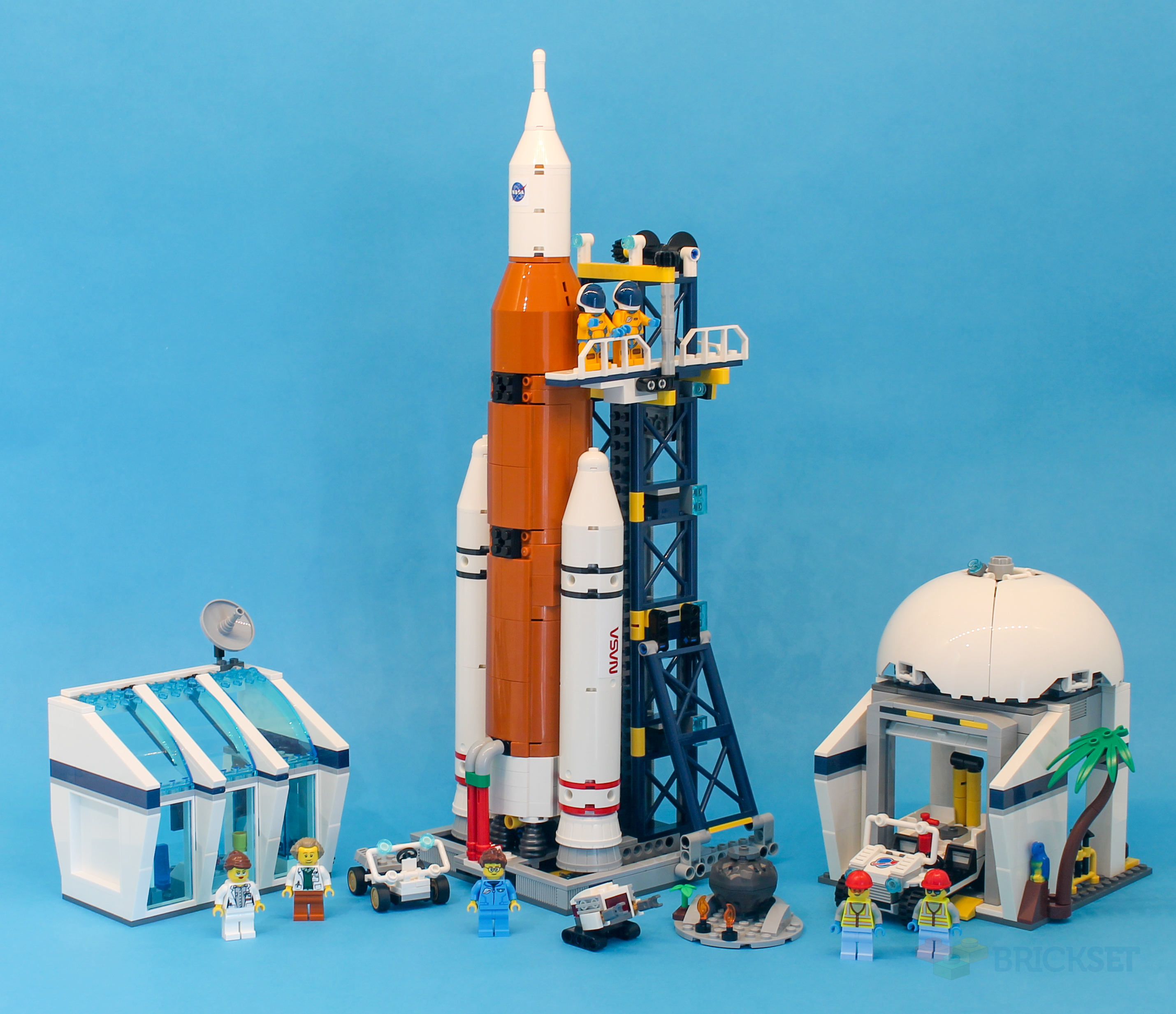 Sip Pickering Intacto Review: 60351 Rocket Launch Centre | Brickset: LEGO set guide and database