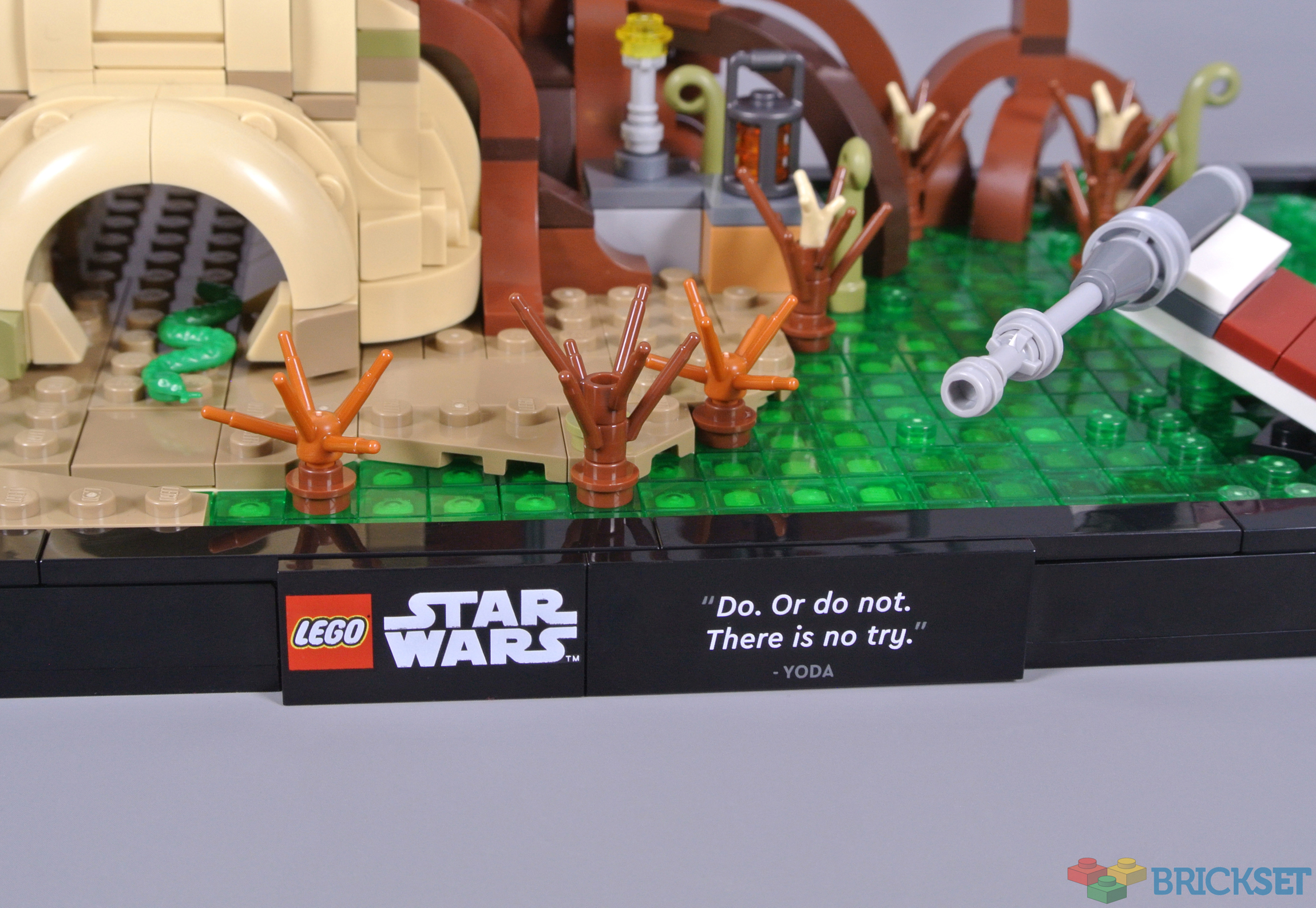 LEGO 75330 Dagobah Jedi Training Diorama Review – Lightailing