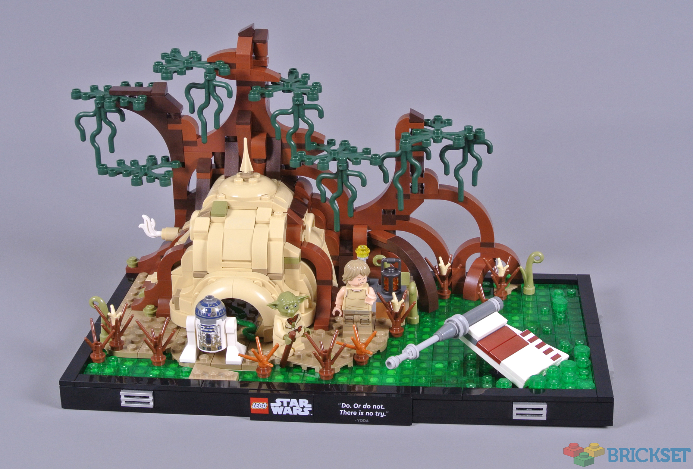 ▻ Review: LEGO Star Wars Diorama Collection 75330 Dagobah Jedi