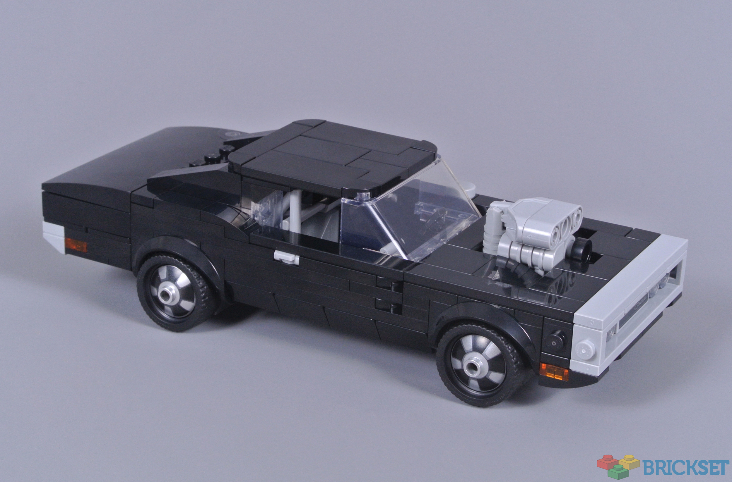 Did you know there are two Fast and Furious LEGO sets? Left one is like 15$  right one is like 70$ : r/fastandfurious