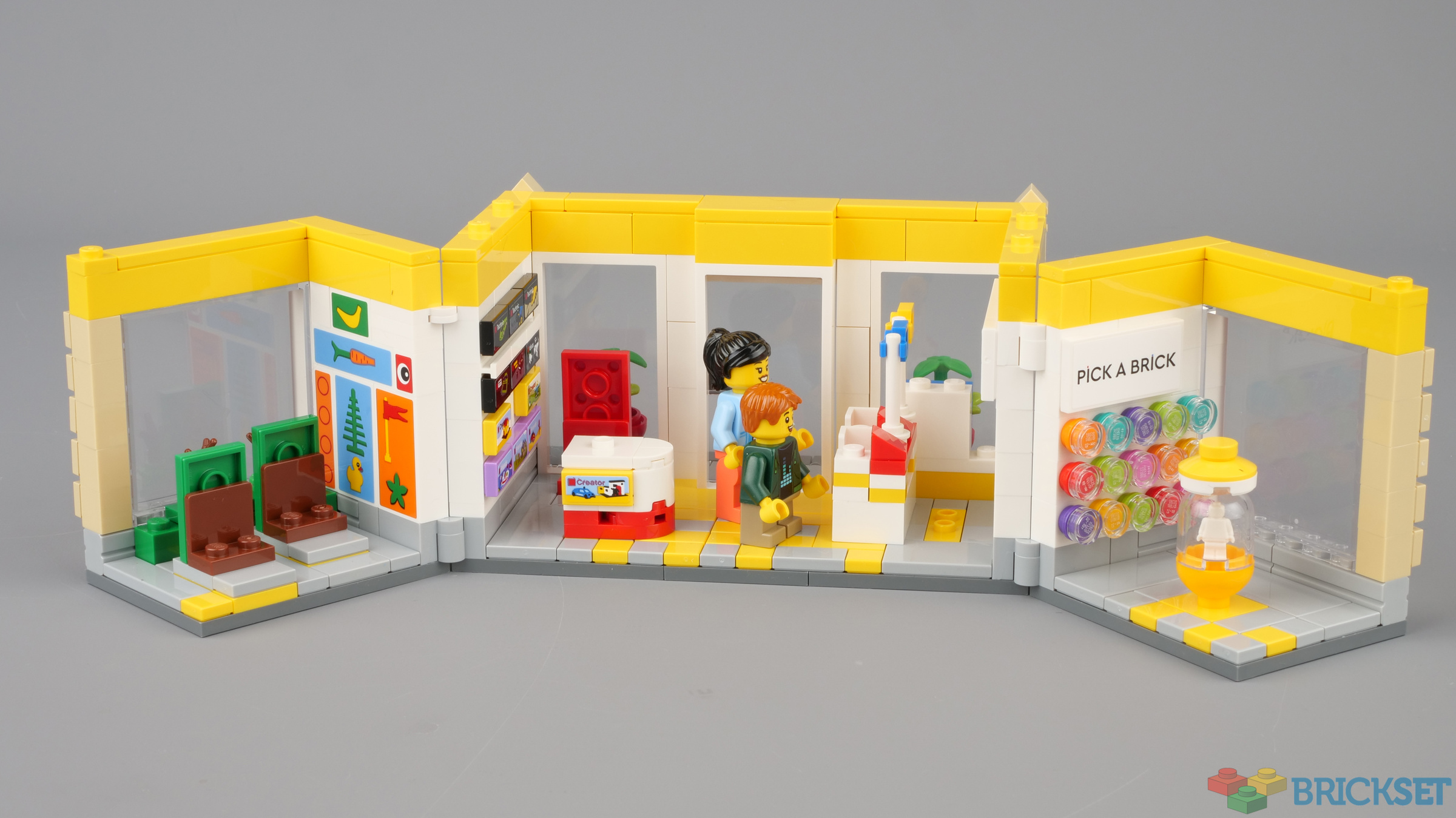 There's a shop called PHOTOBRICK that will design a Lego pic of