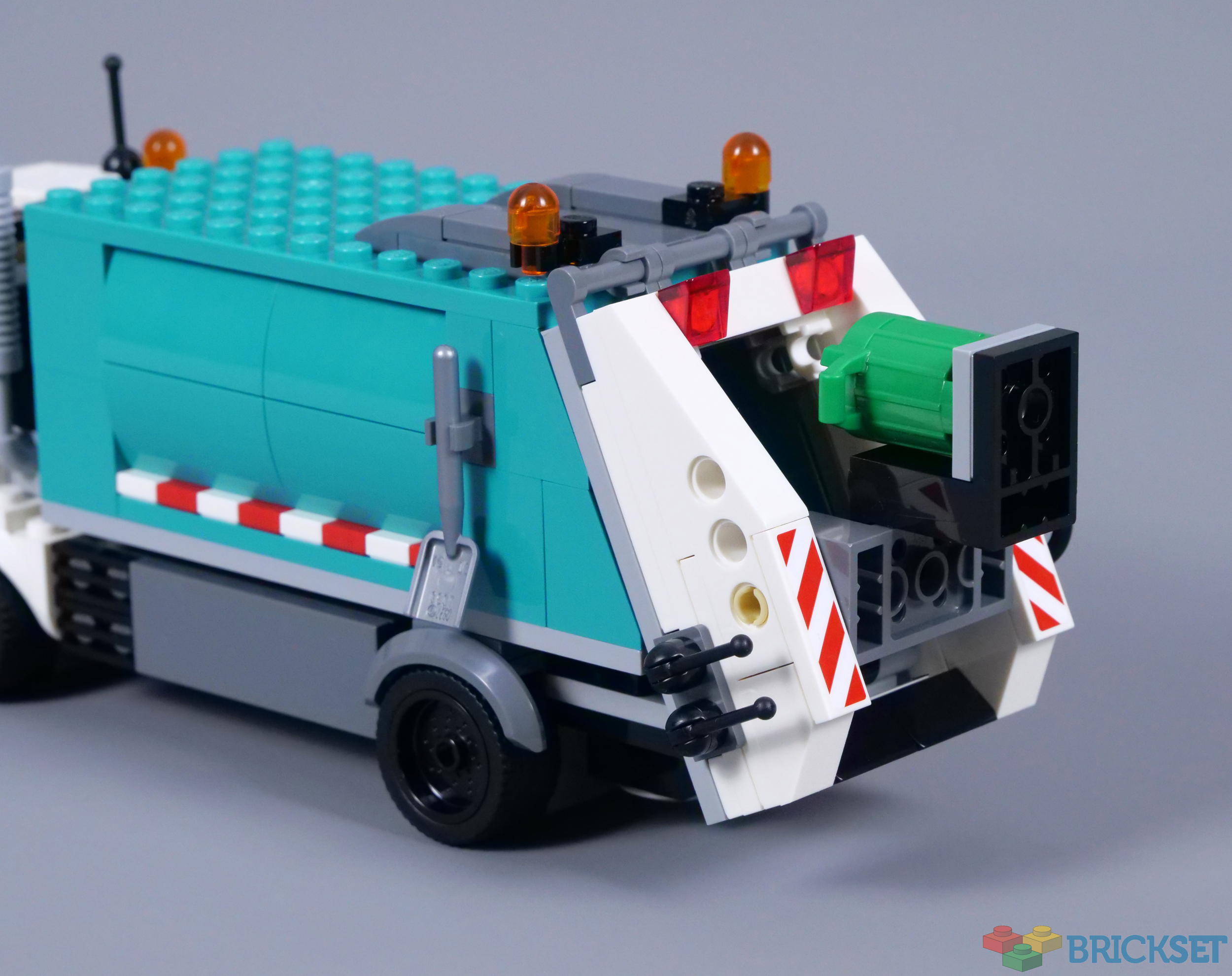 LEGO City 60386 Recycling Truck - LEGO Speed Build Review 