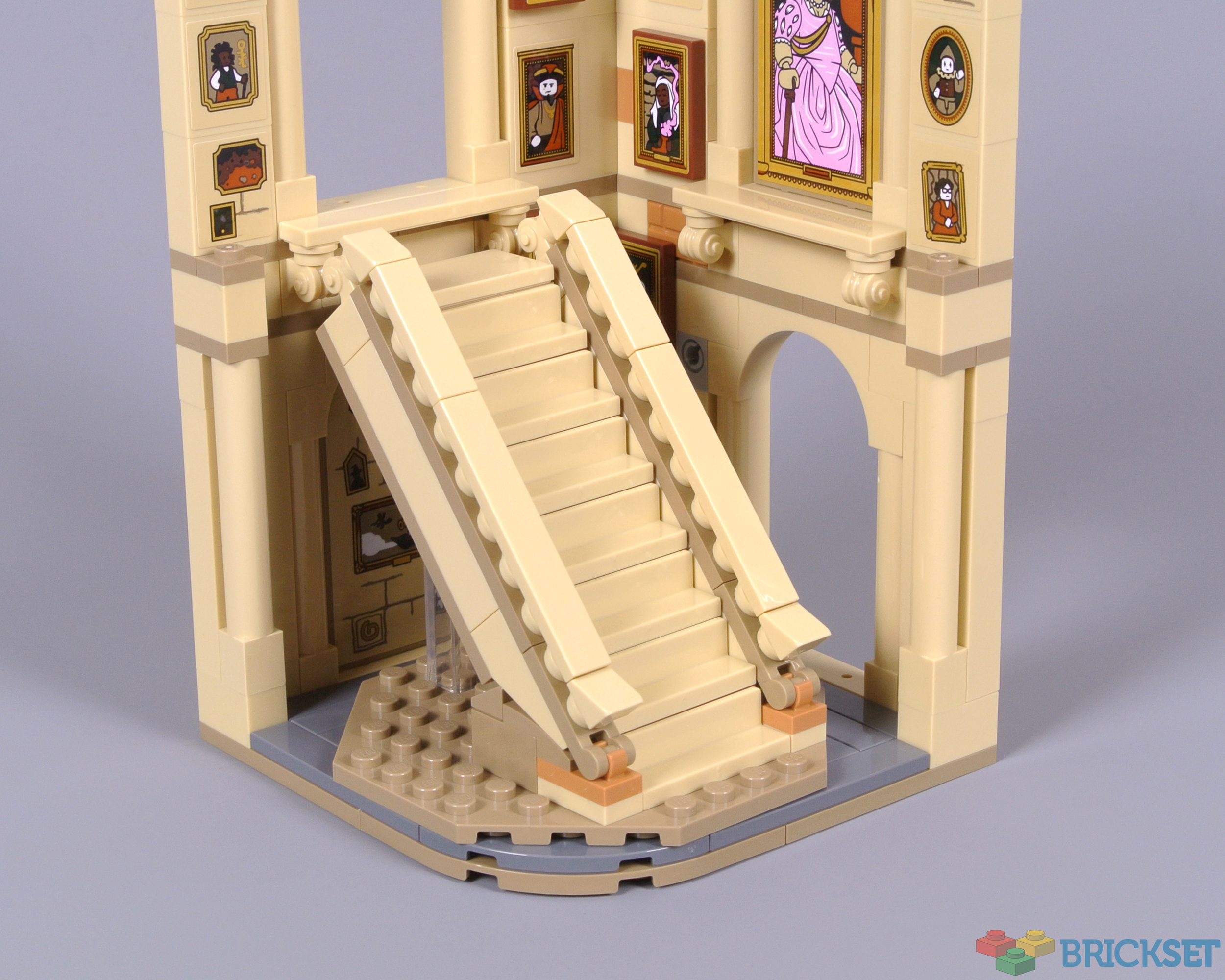 Chez LEGO : le cadeau Harry Potter 40577 Hogwarts Grand Staircase