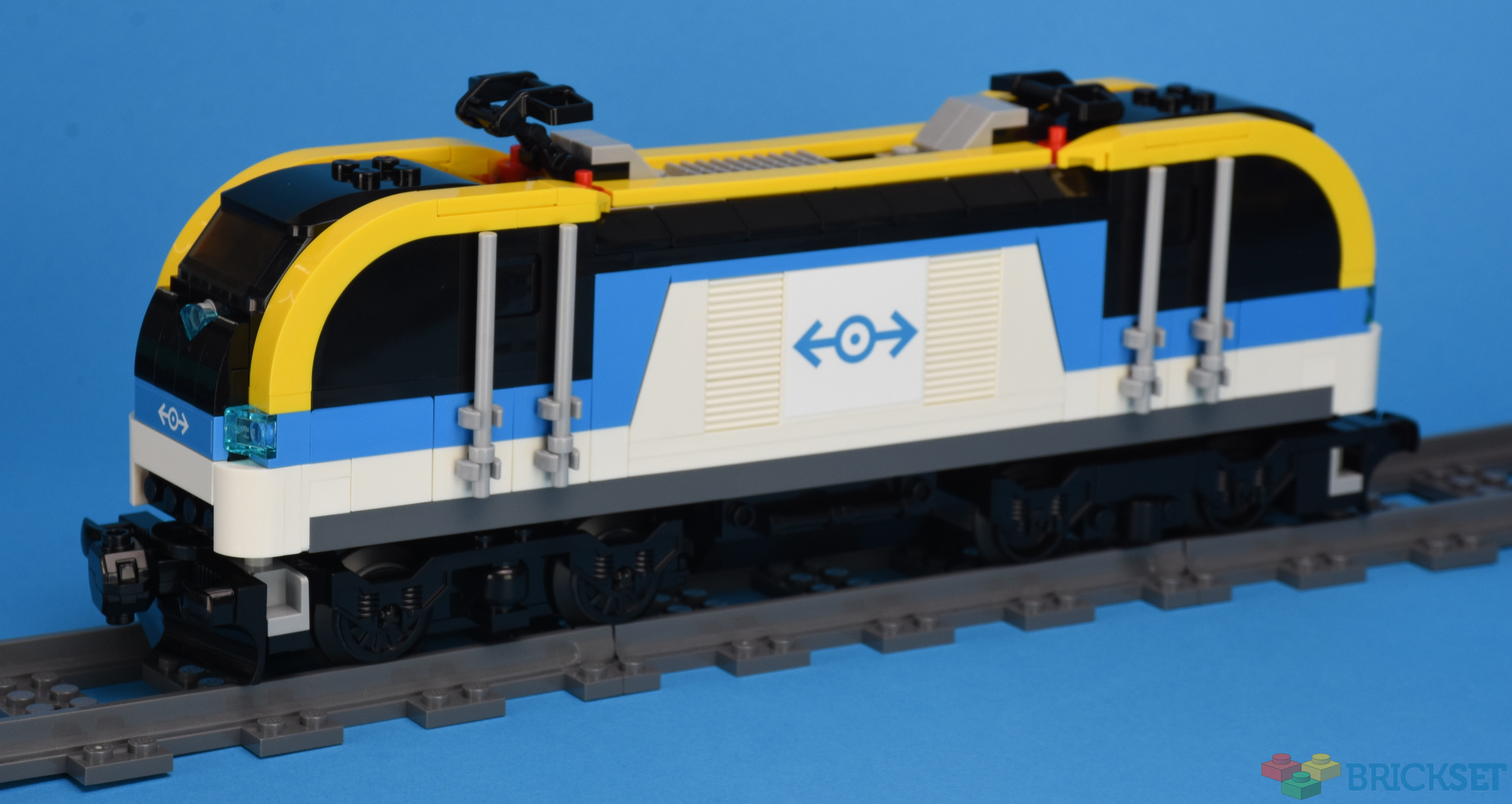 LEGO City 60336 Freight Train detailed review & light upgrade 