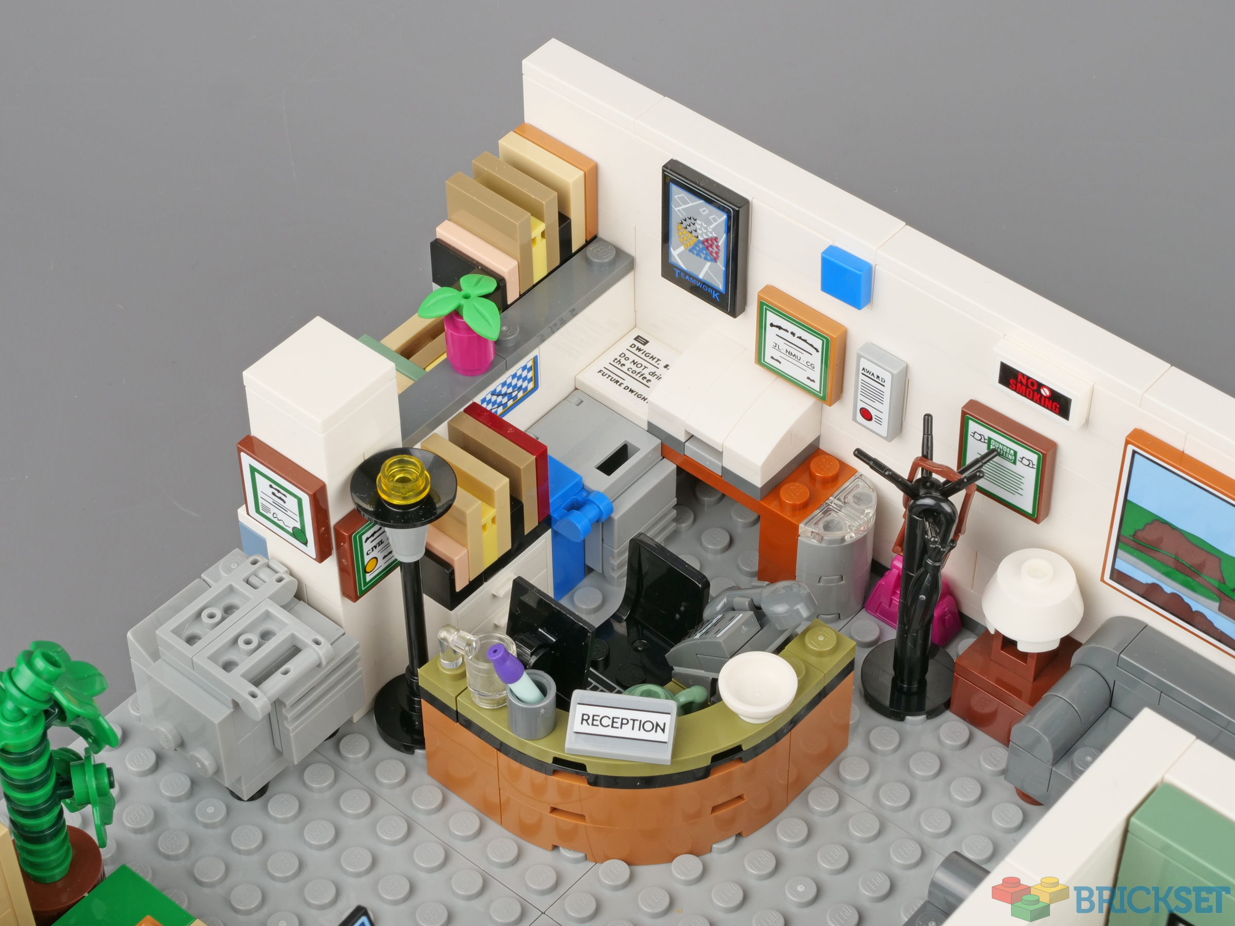 Review: 21336 The Office | Brickset: LEGO set guide and database