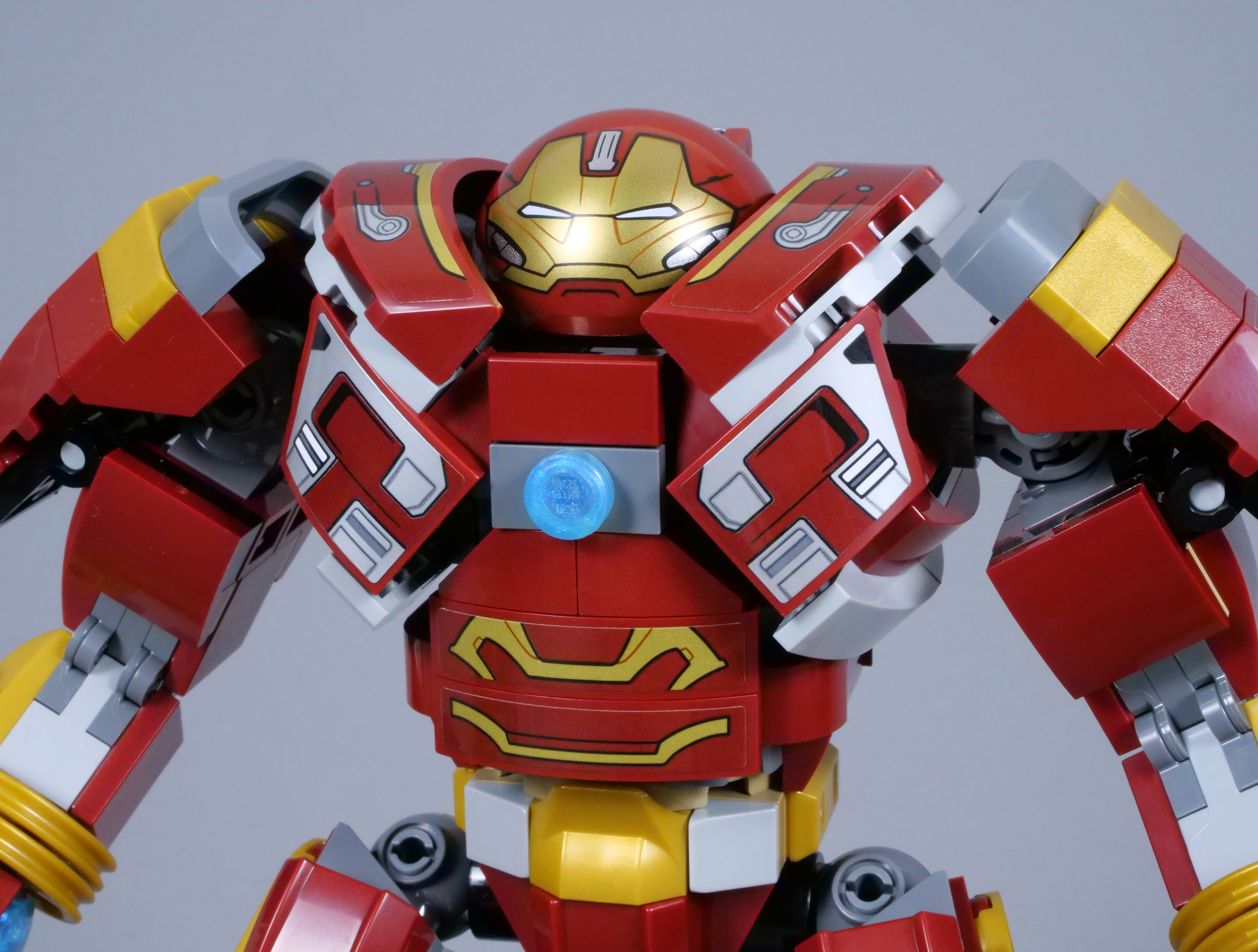 ▻ Testato molto rapidamente: LEGO Marvel 76247 The Hulkbuster: La battaglia  di Wakanda - HOTH BRICKS