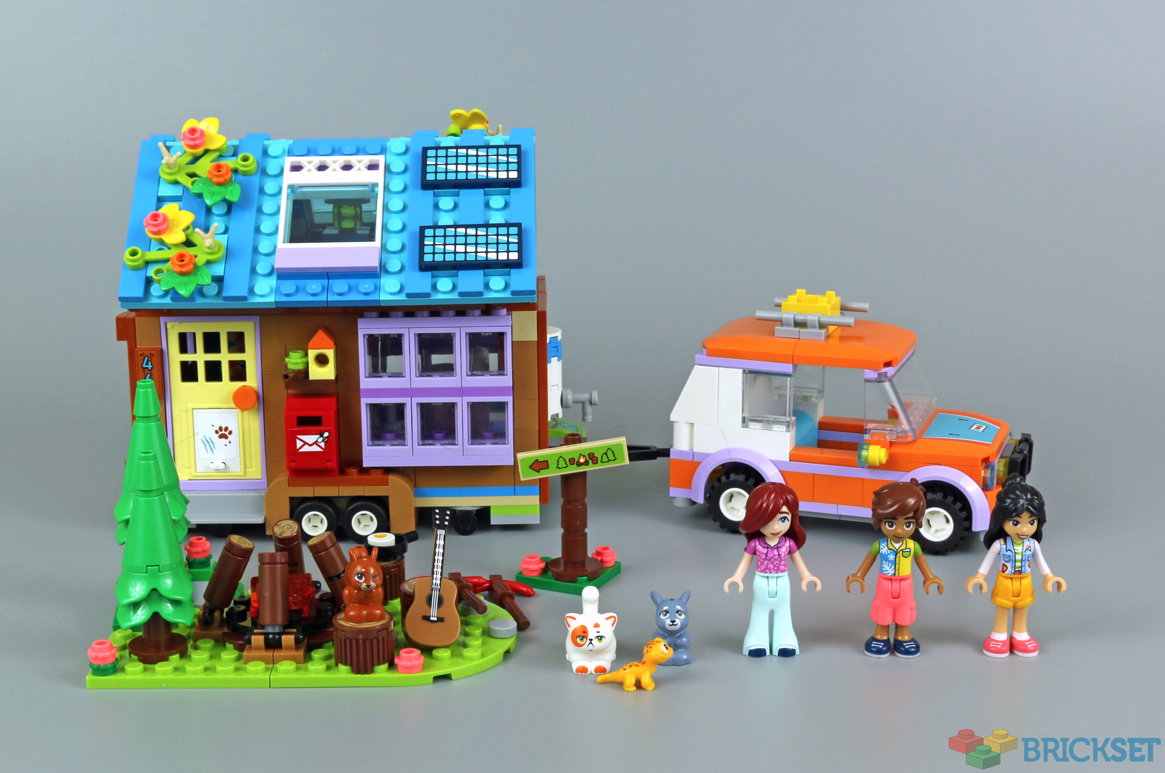 LEGO Tiny House review | Brickset
