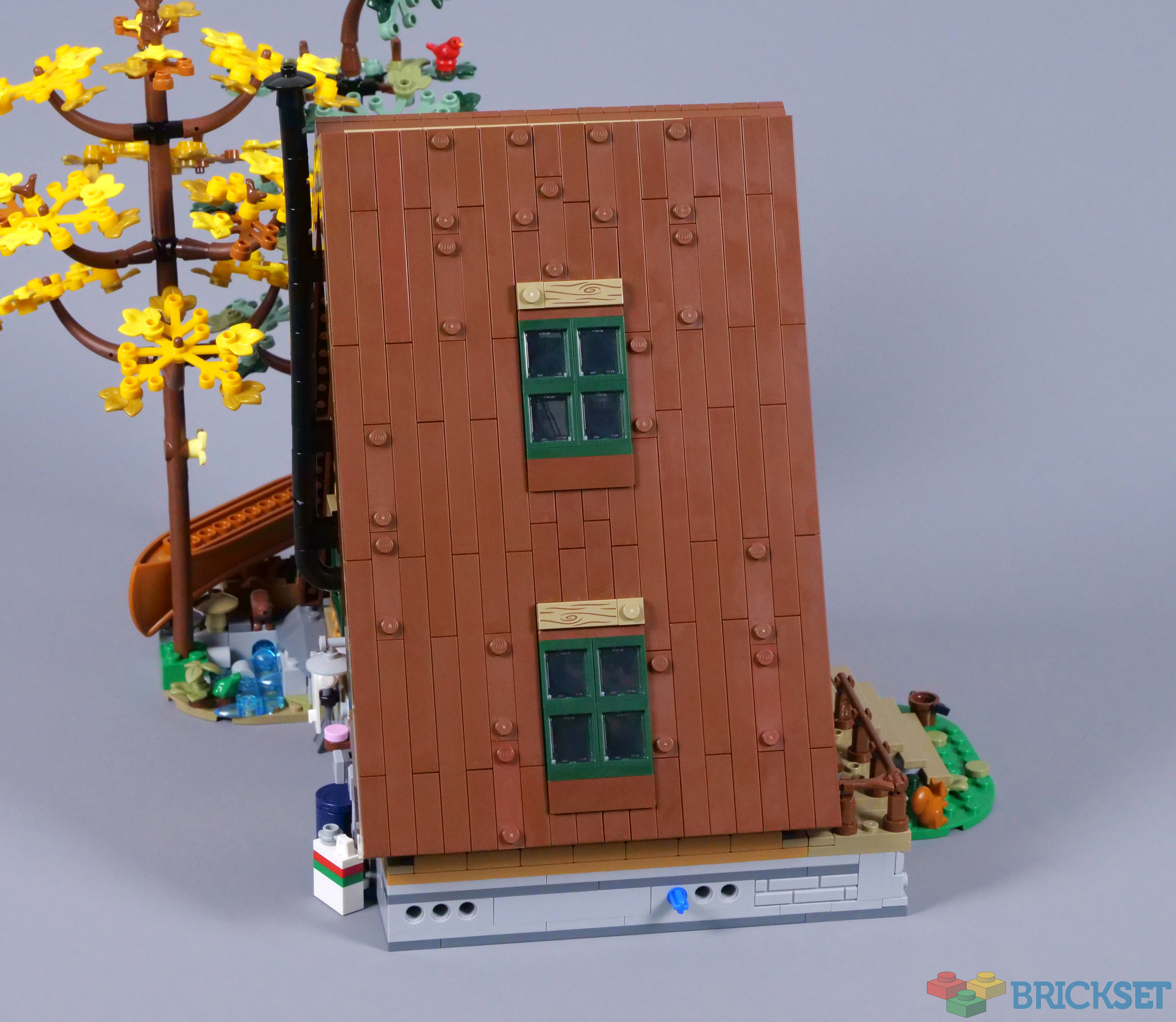 Review LEGO Ideas 21338 A-Frame Cabin - HelloBricks