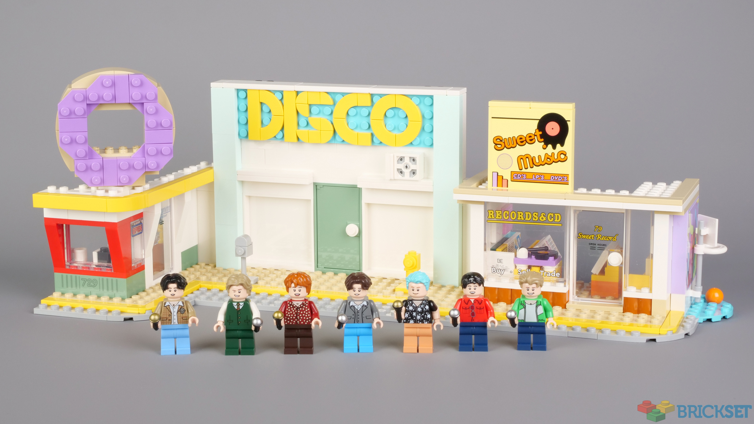 Pack of 4 Skirts for LEGO Mini-doll sheen 