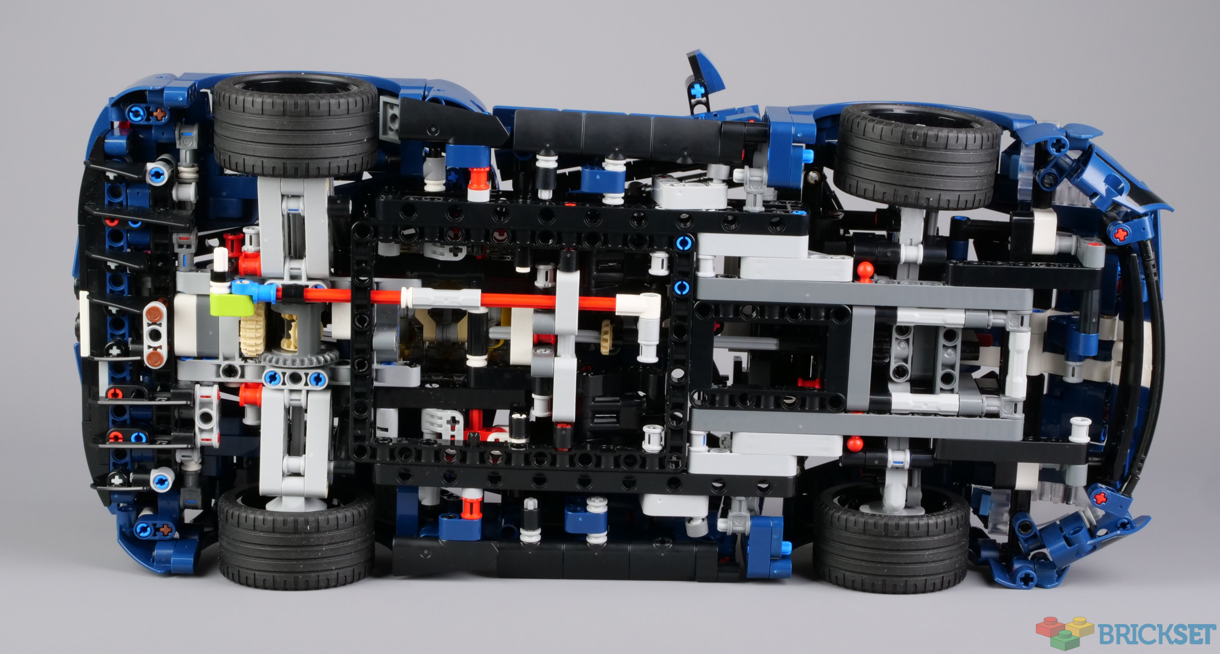 LEGO 42154 Ford GT review | Brickset