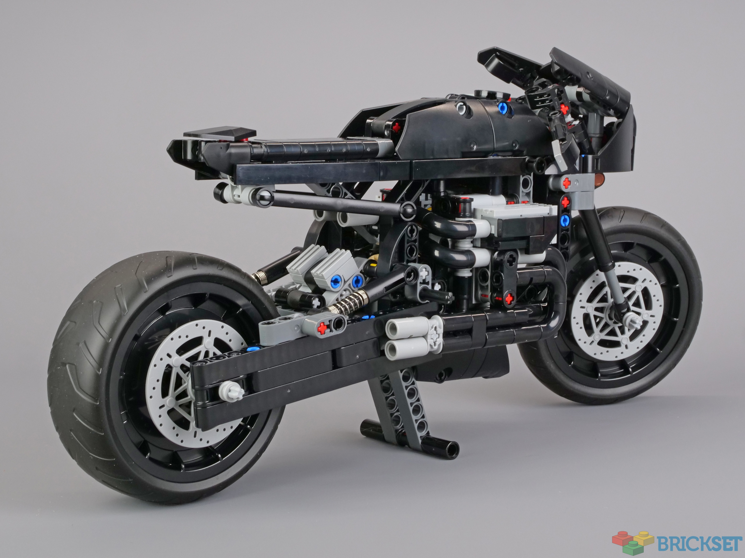 LEGO Technic 42155 The Batman Batcycle [Review] - The Brothers Brick