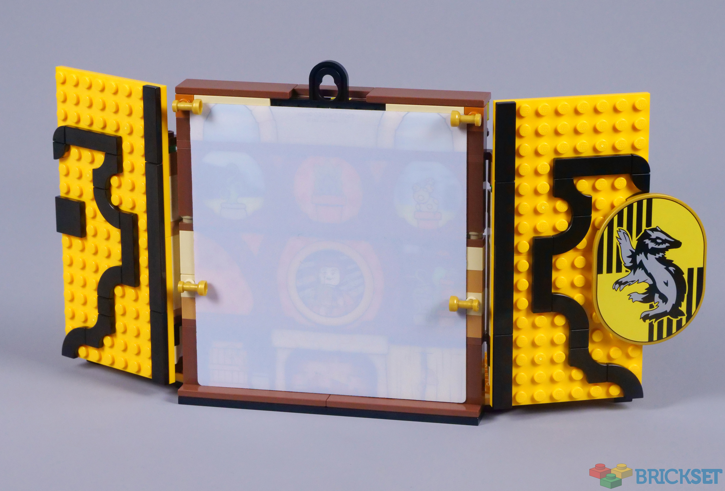 LEGO 76412 Hufflepuff House Banner review