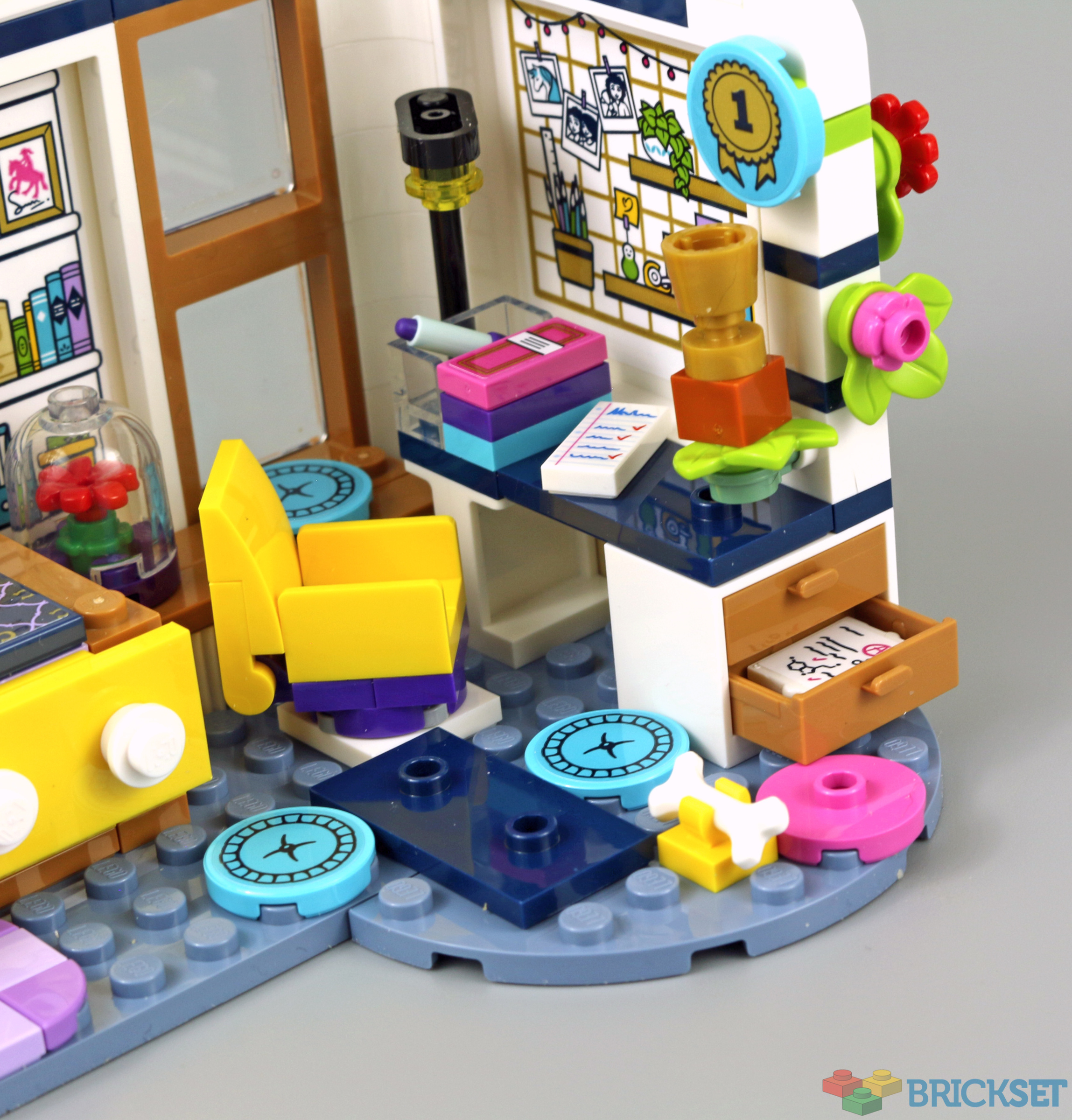 Lego friends deluxe discount bedroom